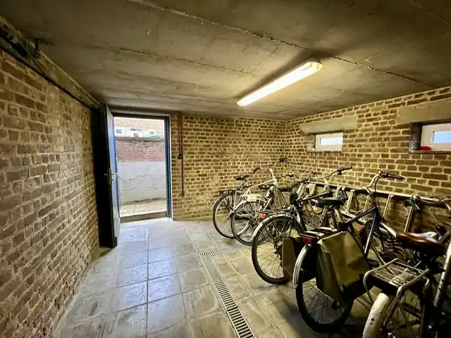 NABIJ UZ GENT, INSTAPKLAAR APPARTEMENT MET 1 SLAAPKAMER foto 15