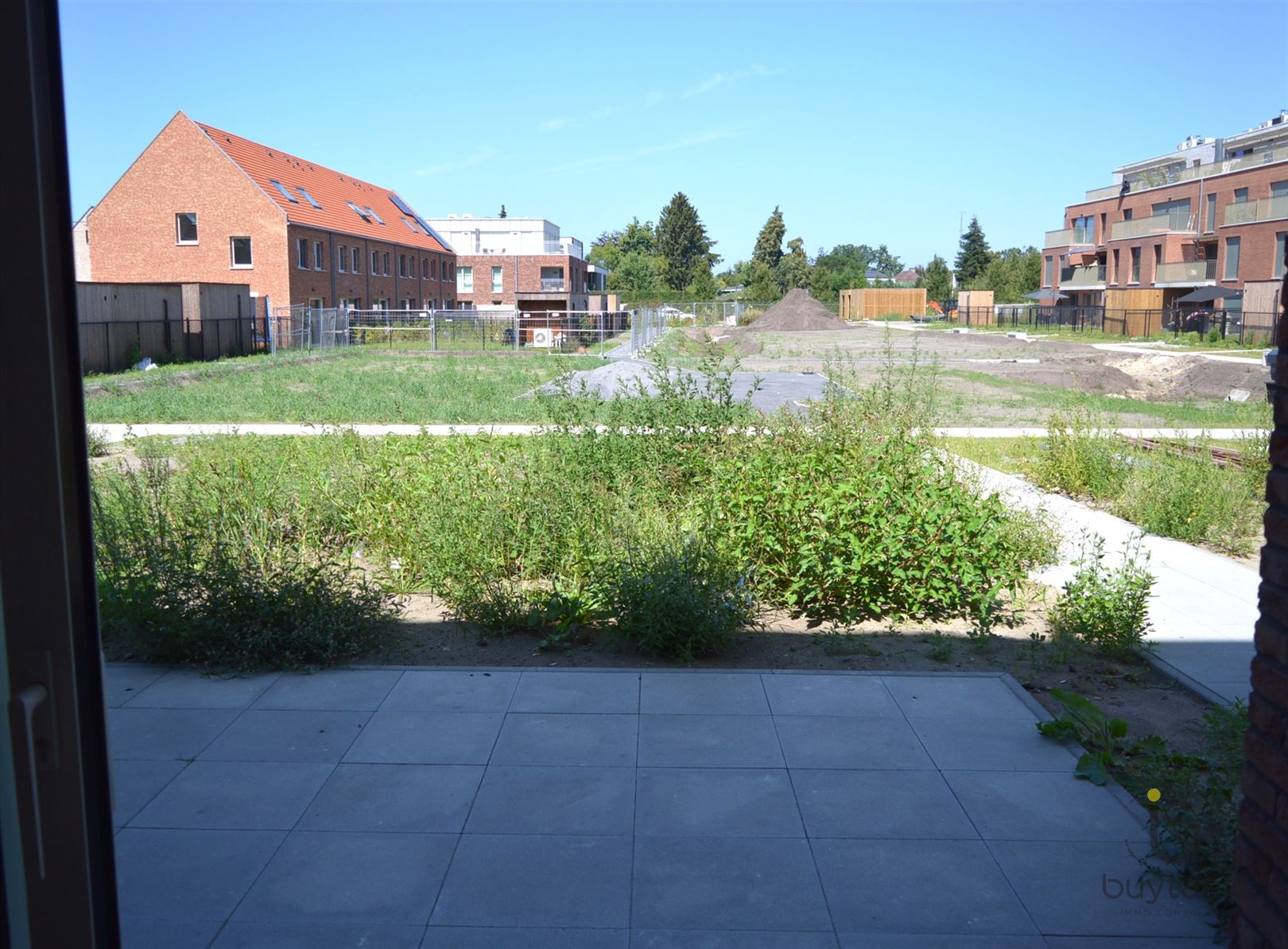 Nieuwbouw gelijklvoers appartement met twee slpks. foto 3
