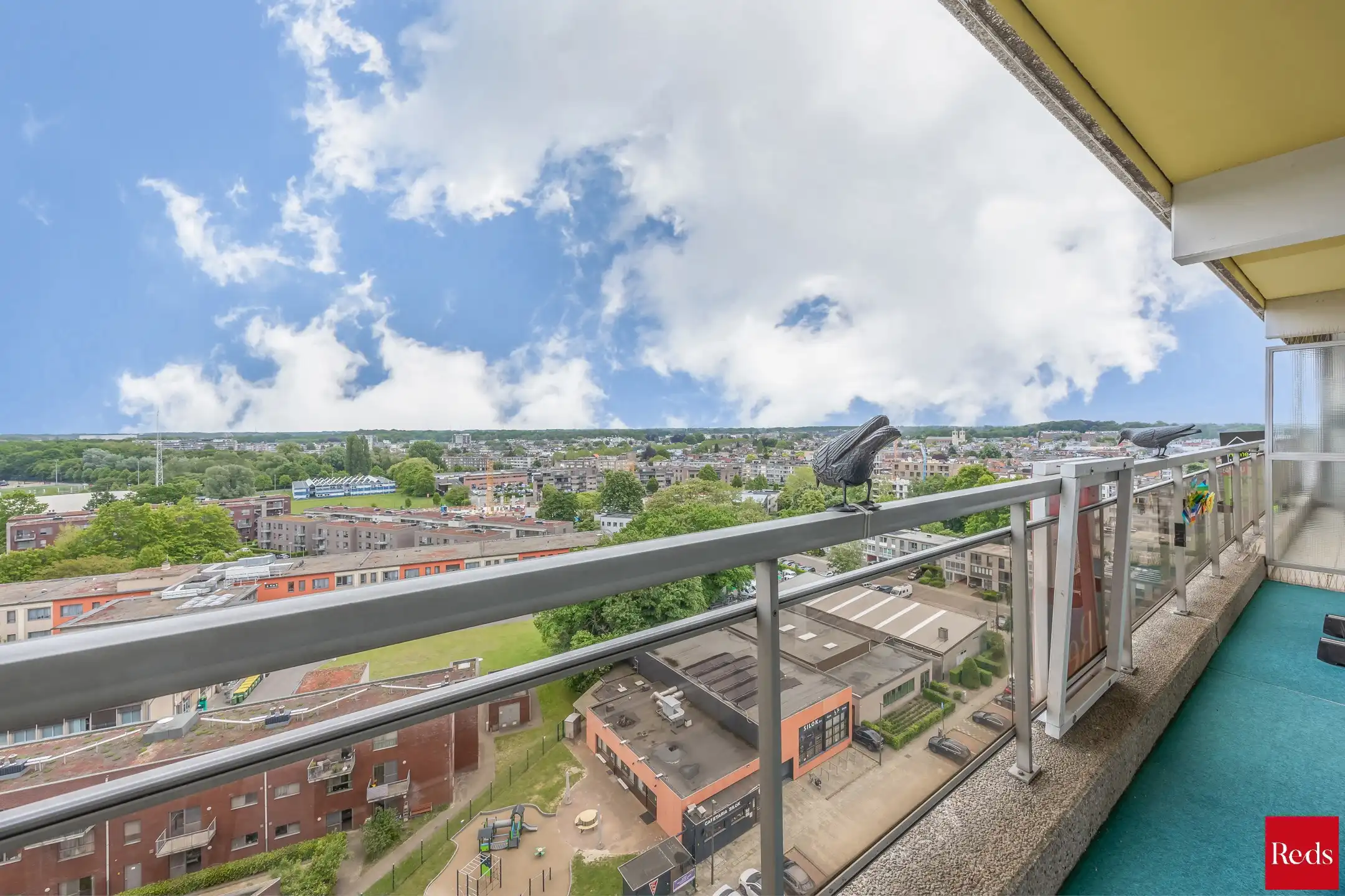 Mooi verzorgd appartement op 12de verdieping  met prachtig zicht, 2 slaapkamers en ondergrondse staanplaats foto 8