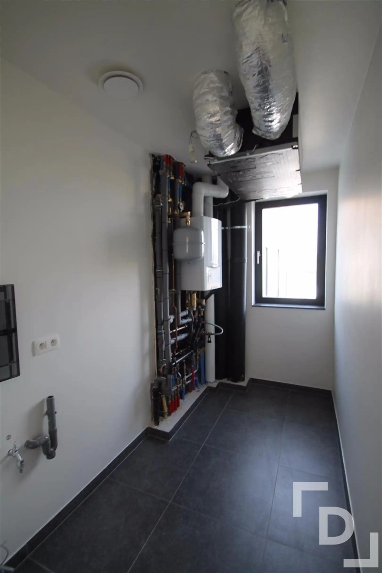 Duplex appartement met garage foto 8