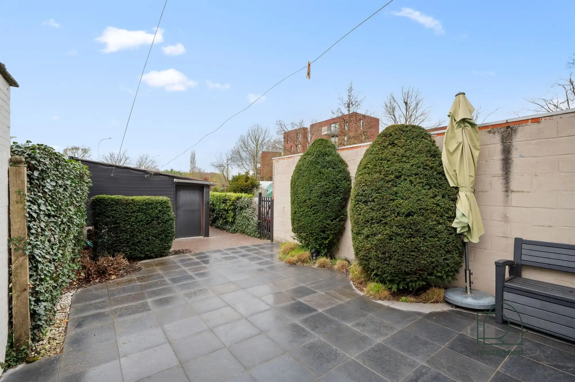 Charmante, verrassend ruime, op te frissen woning met 3 slaapkamers, garage en zonnig tuintje op fietsafstand van Mechelen centrum! foto 25