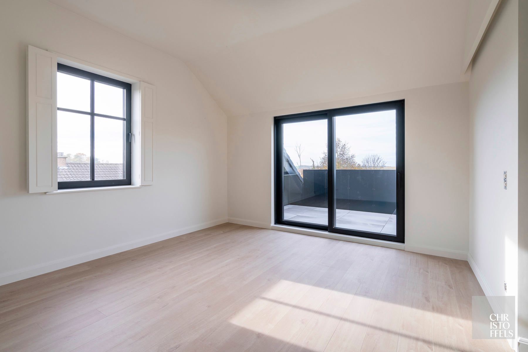 TE HUUR - Exclusieve en energiezuinige nieuwbouw met 3 slaapkamers én 3 badkamers te Bilzen-Hoeselt! foto 26