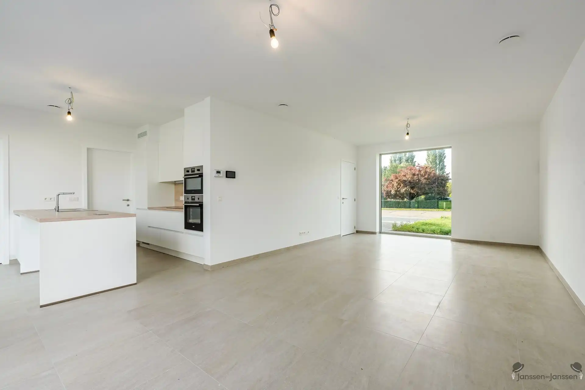 Ruime nieuwbouwwoning met 5 slaapkamers en uitbreidingsmogelijkheid foto 7