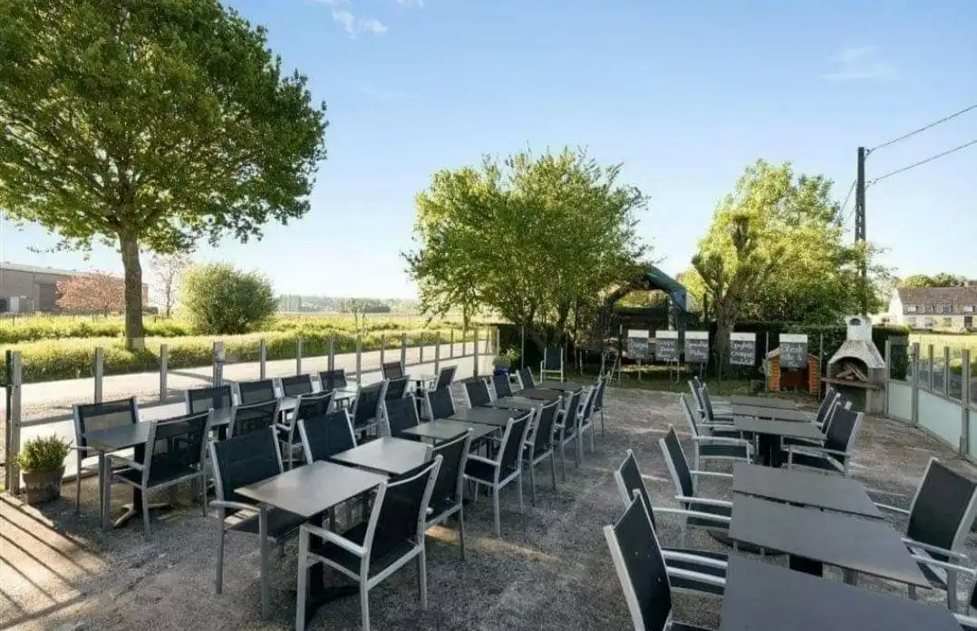 RESTAURANT + WONING MET TUIN EN GARAGE foto 14