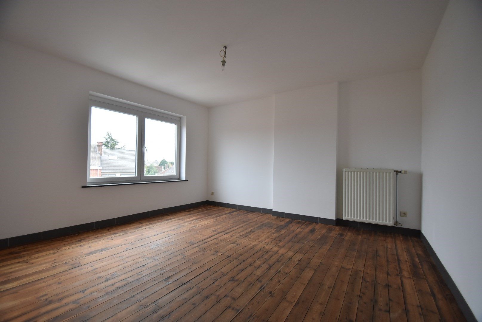 Netjes gerenoveerde duplex met twee slaapkamers en terras op mooie locatie in het centrum van Tongeren - GEEN BIJKOMENDE GEM. ONKOSTEN foto 23