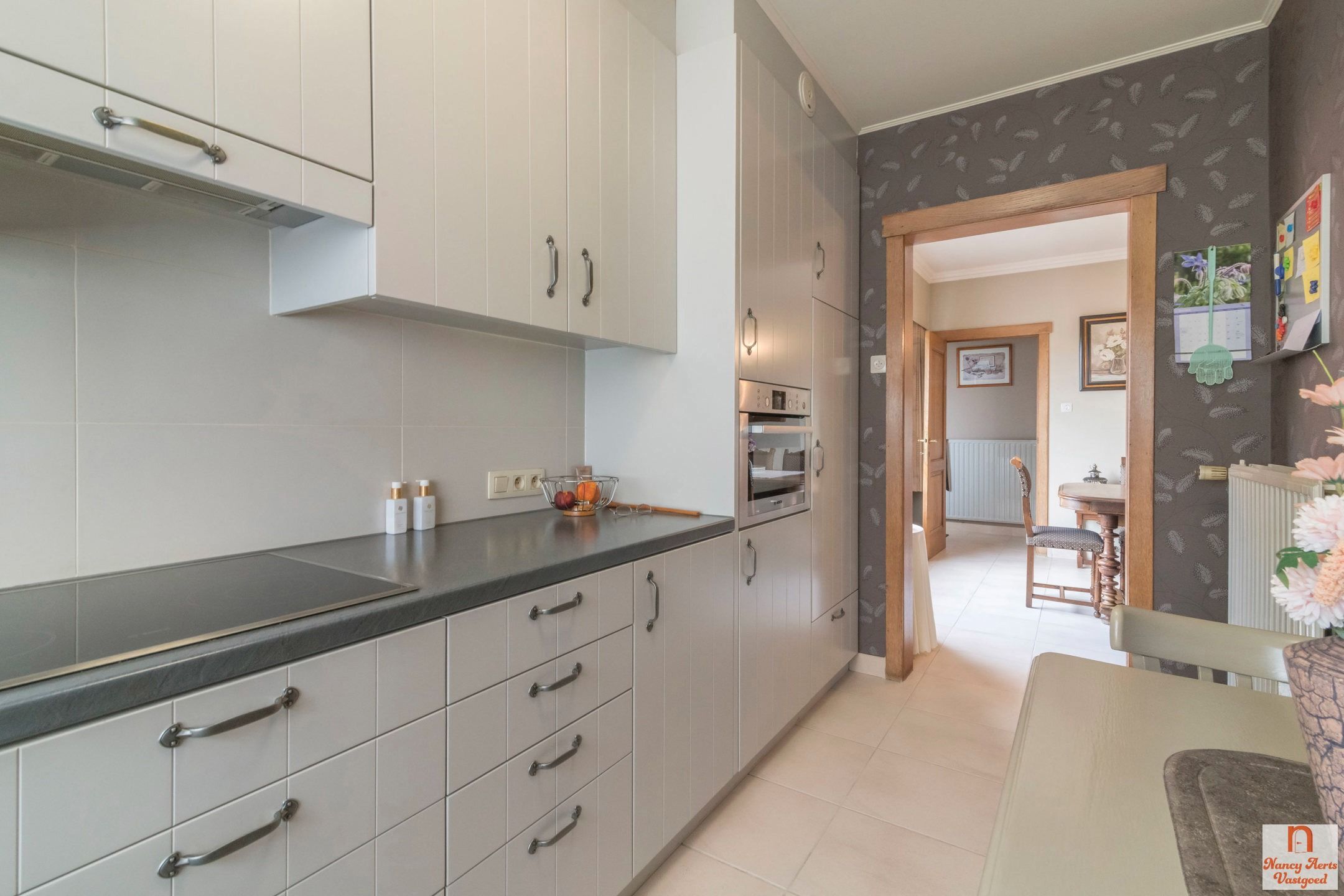 Verzorgde gelijkvloerse woning met zicht op groen in Koersel foto 17
