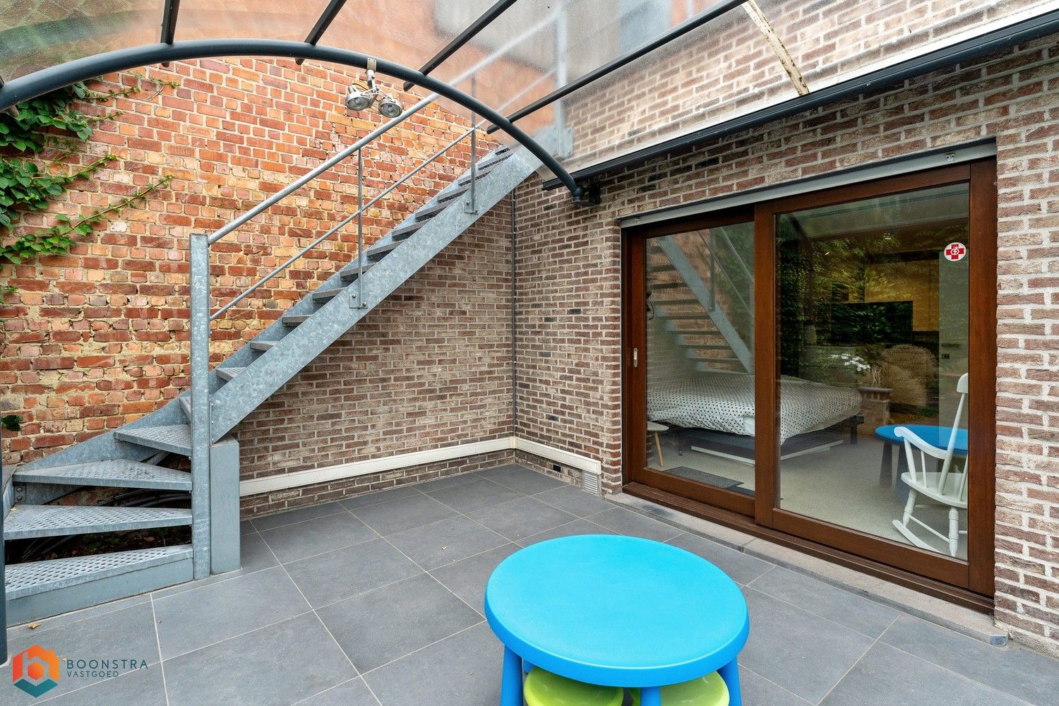 Ruime woonst met praktijkruimte te Boom foto 12