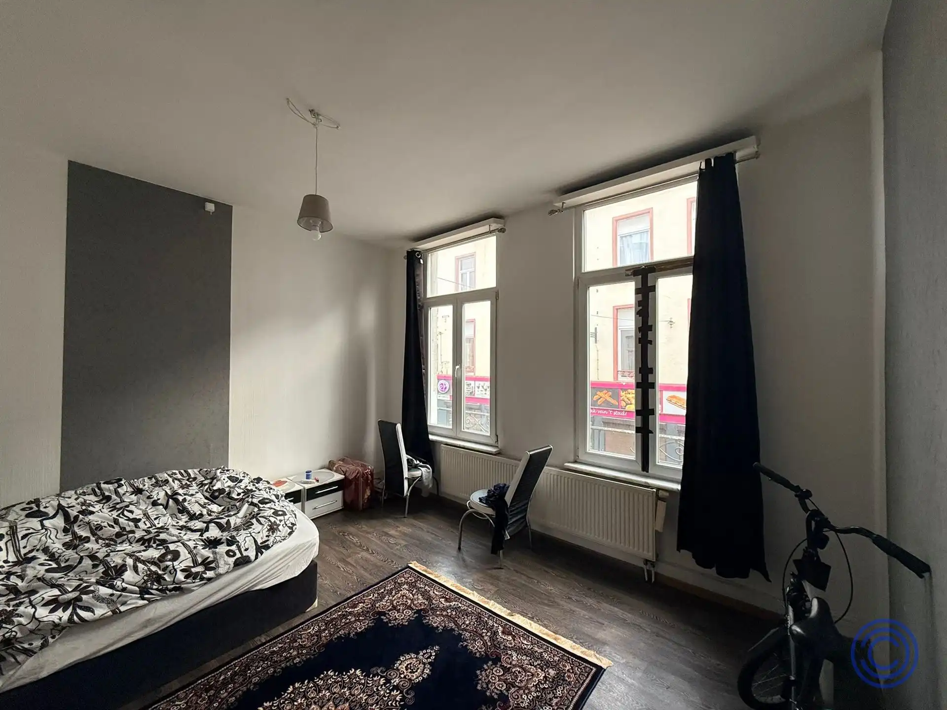 Handelshuis ca. 255m² opgedeeld in winkel en 2 appartement op TOP locatie! foto 12