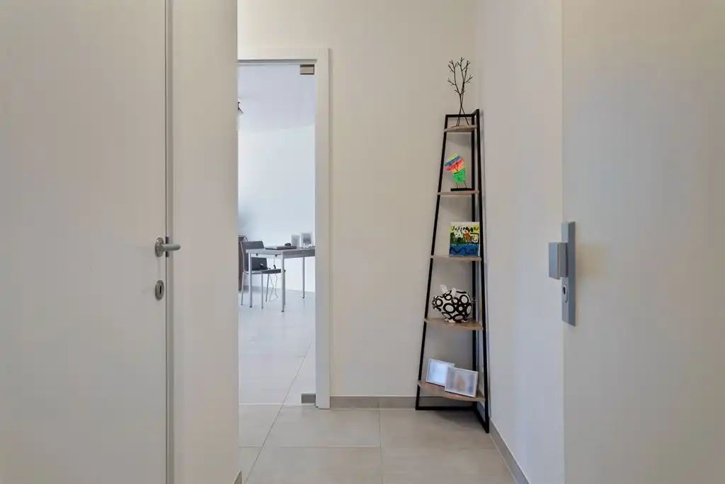 Recent 1-slaapkamer appartement met groot terras foto 4