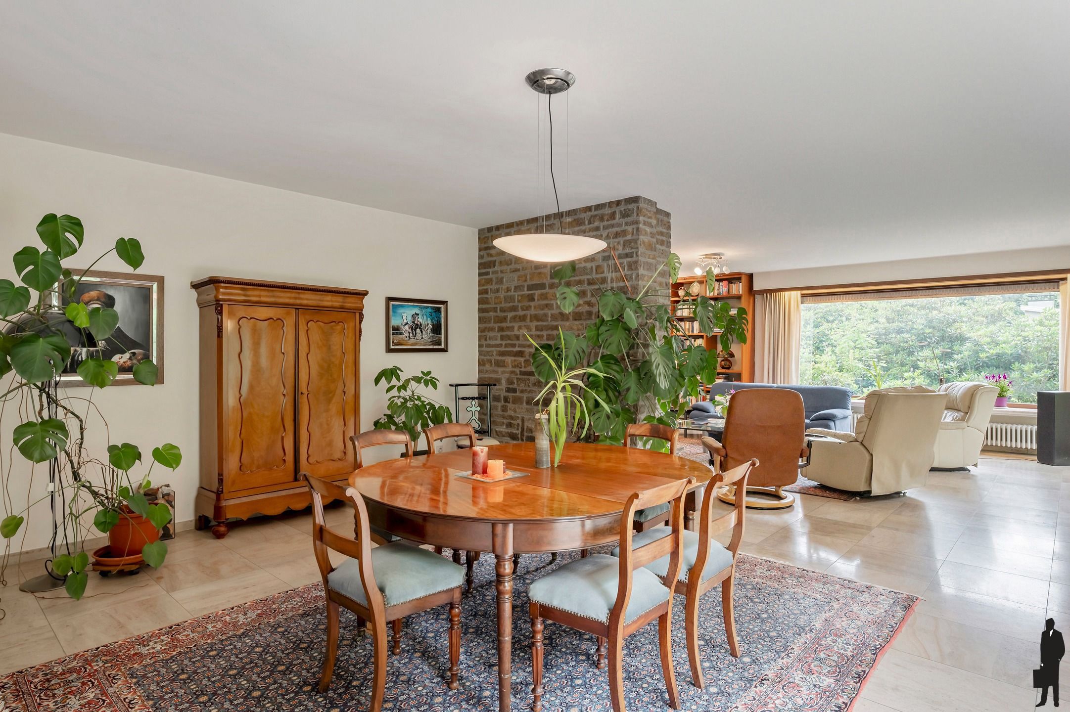 Residentieel gelegen villa op zonnig perceel van ca. 2467m²  foto 11