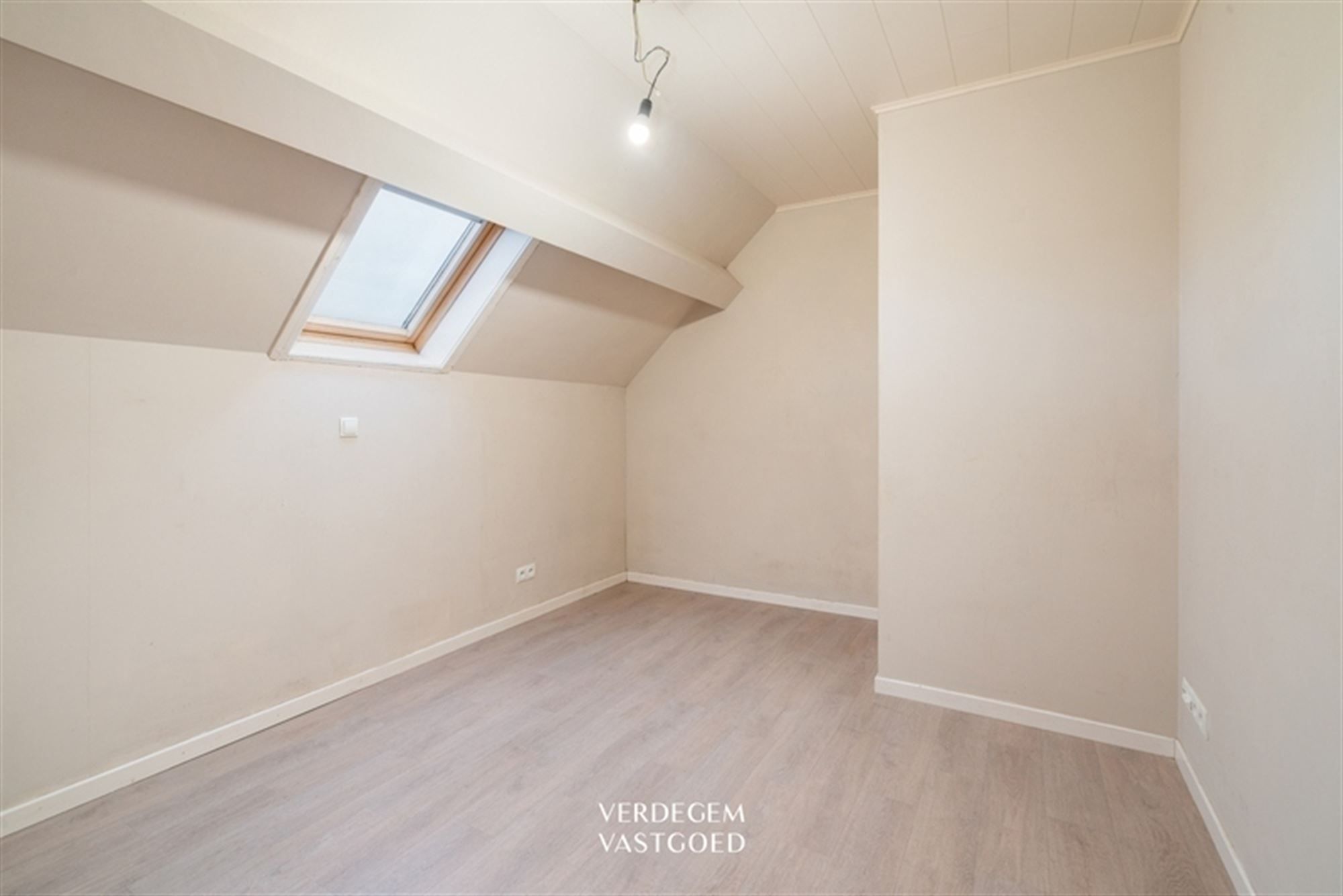 Gerenoveerde woning met 2 slaapkamers en tuintje foto 7
