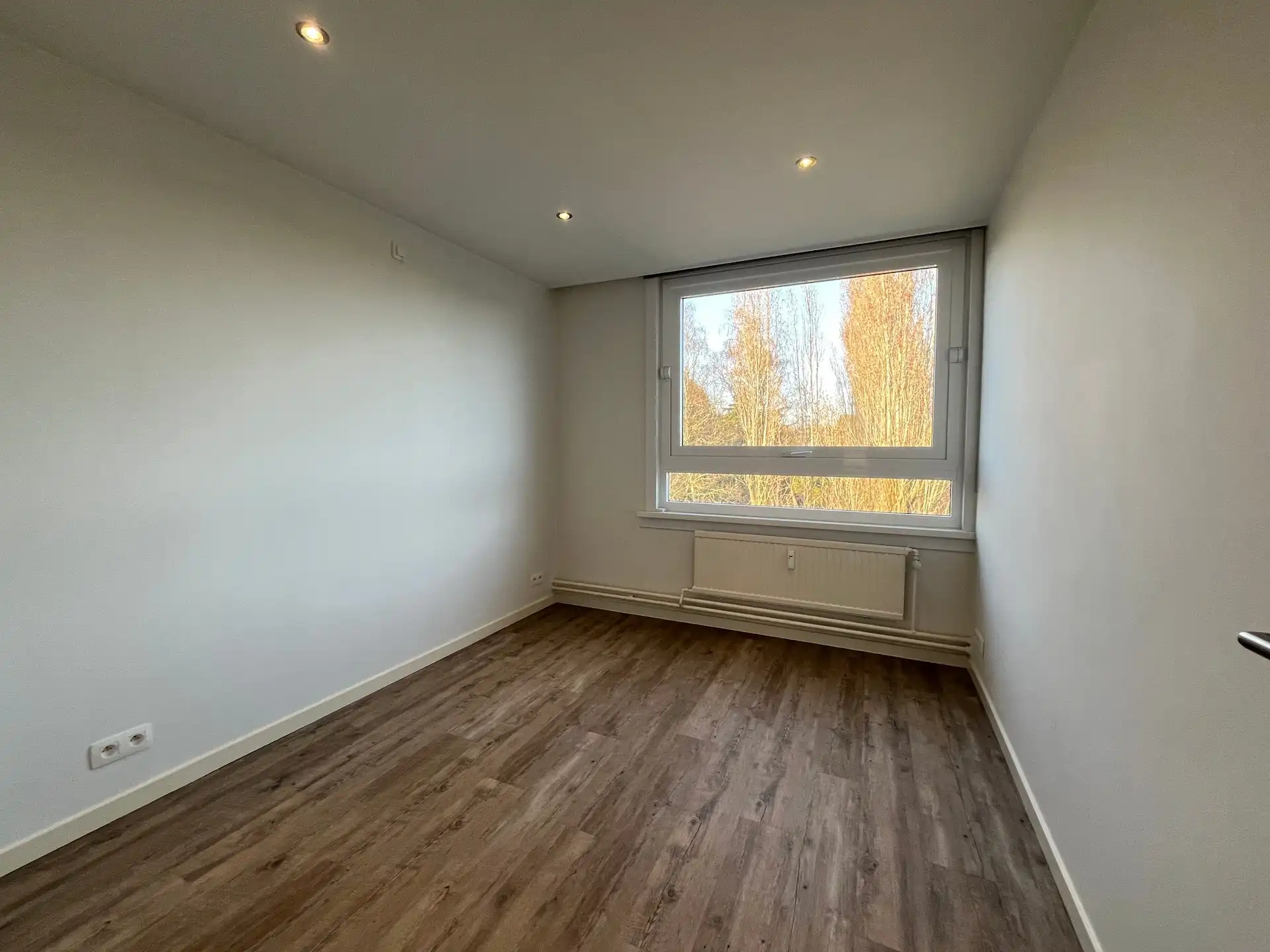 Appartement met terras en autostaanplaats foto 5