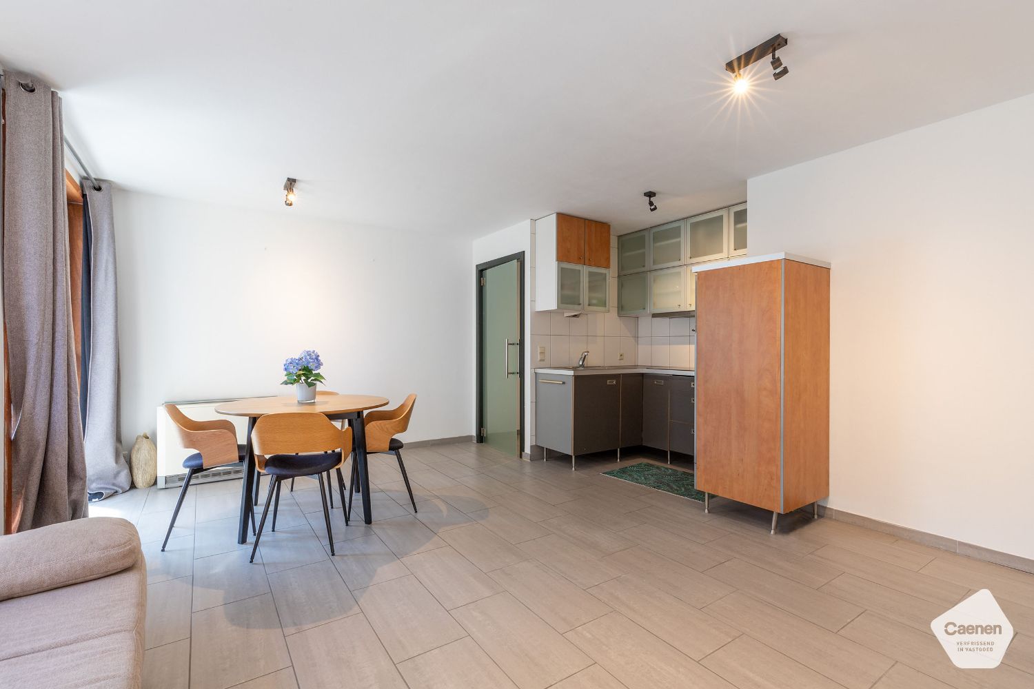 Gezellig appartement met 1 slaapkamer en mooi zeezicht foto 2