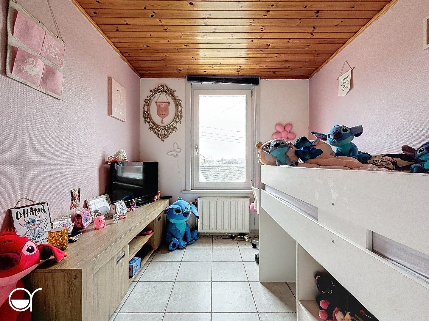 Half open bebouwing met 3 slaapkamers en grote tuin foto 15