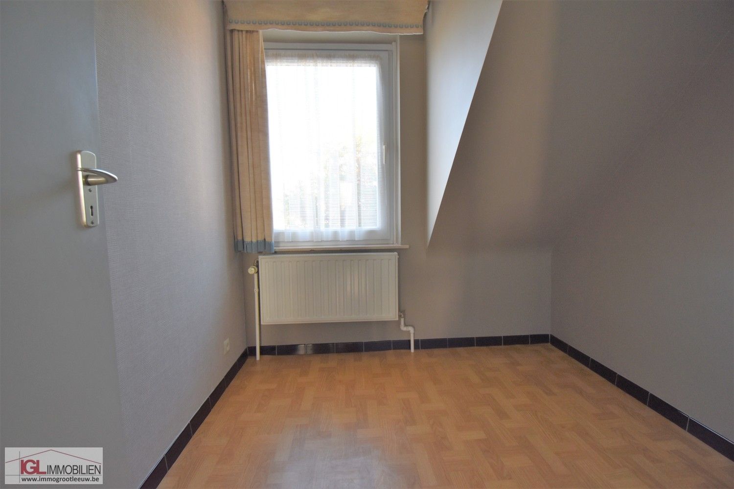 Bel-étage woning met garage zonnige tuin foto 14