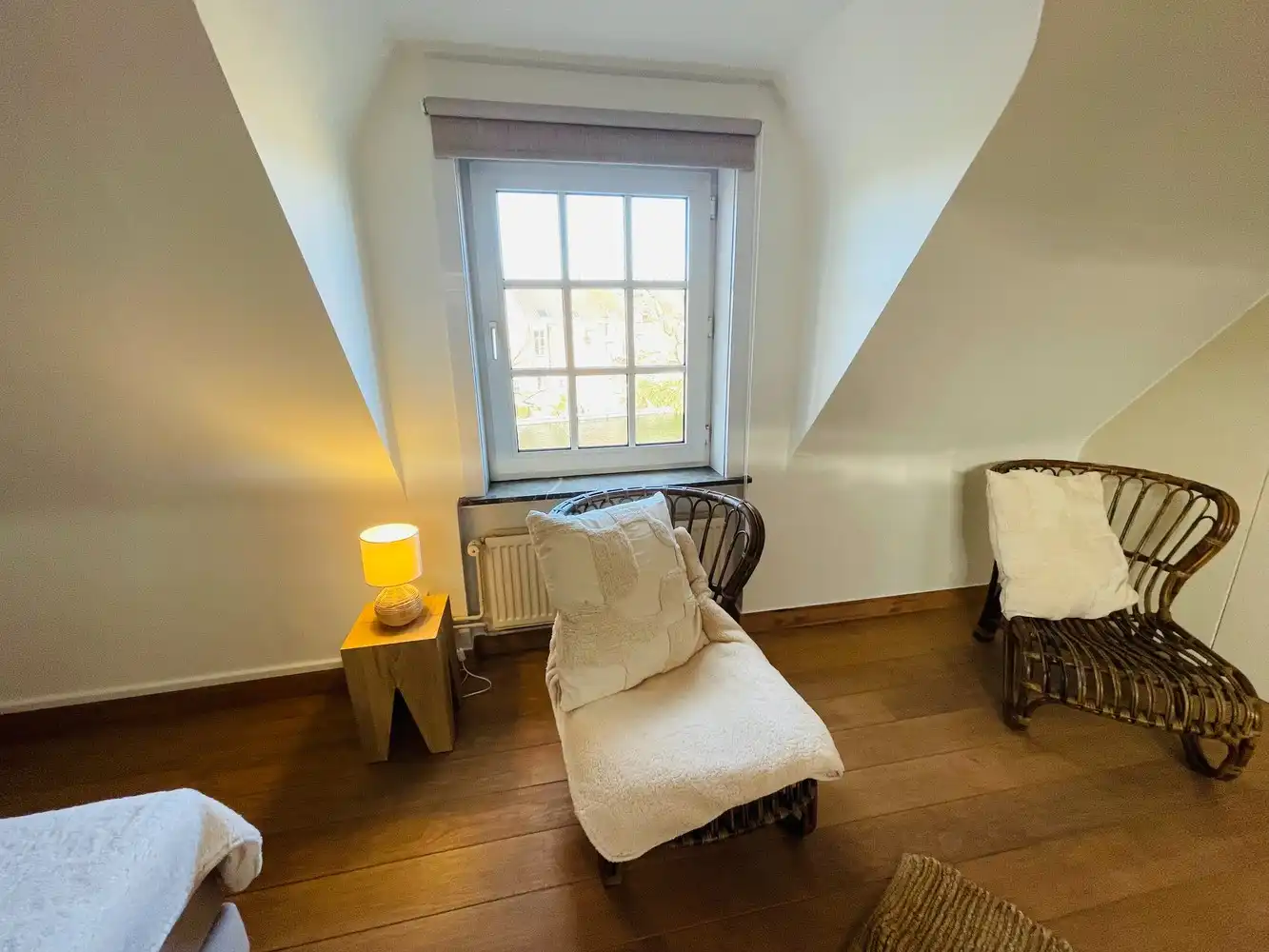 Brugge centrum, met zicht op Potterierei, Tot in de puntjes verzorgd energiezuinig woonhuis , 1 slaapkamer. foto 11