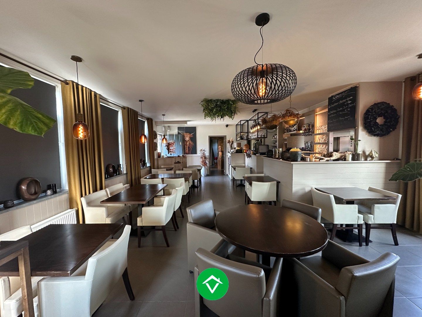 Combinatie wonen & werken: horecazaak met woonst in Eernegem foto 10