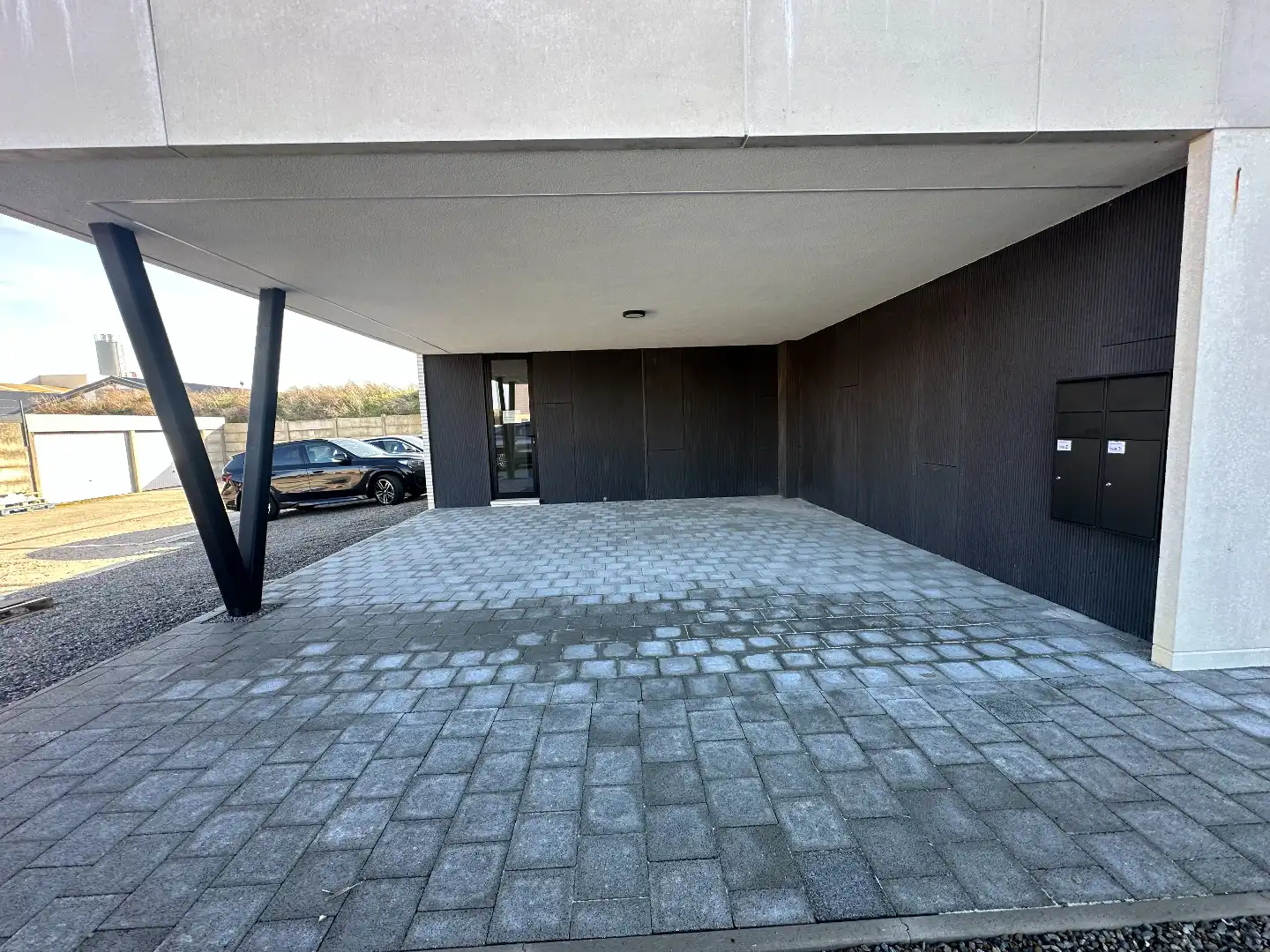 Ruim gelijkvloers appartement met groot terras en privé tuin in Alken foto 14