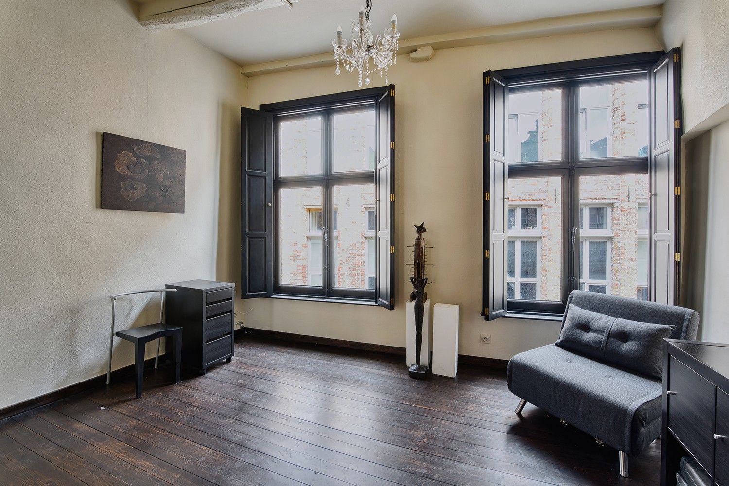 Brugge centrum ,op wandelafstand van de Markt en Lange Rei, RECENT GERENOVEERD PRACHTIG 18 é EEUWS BRUGS HUIS met zonnige stadspatio, 3 slaapkamers. foto 22