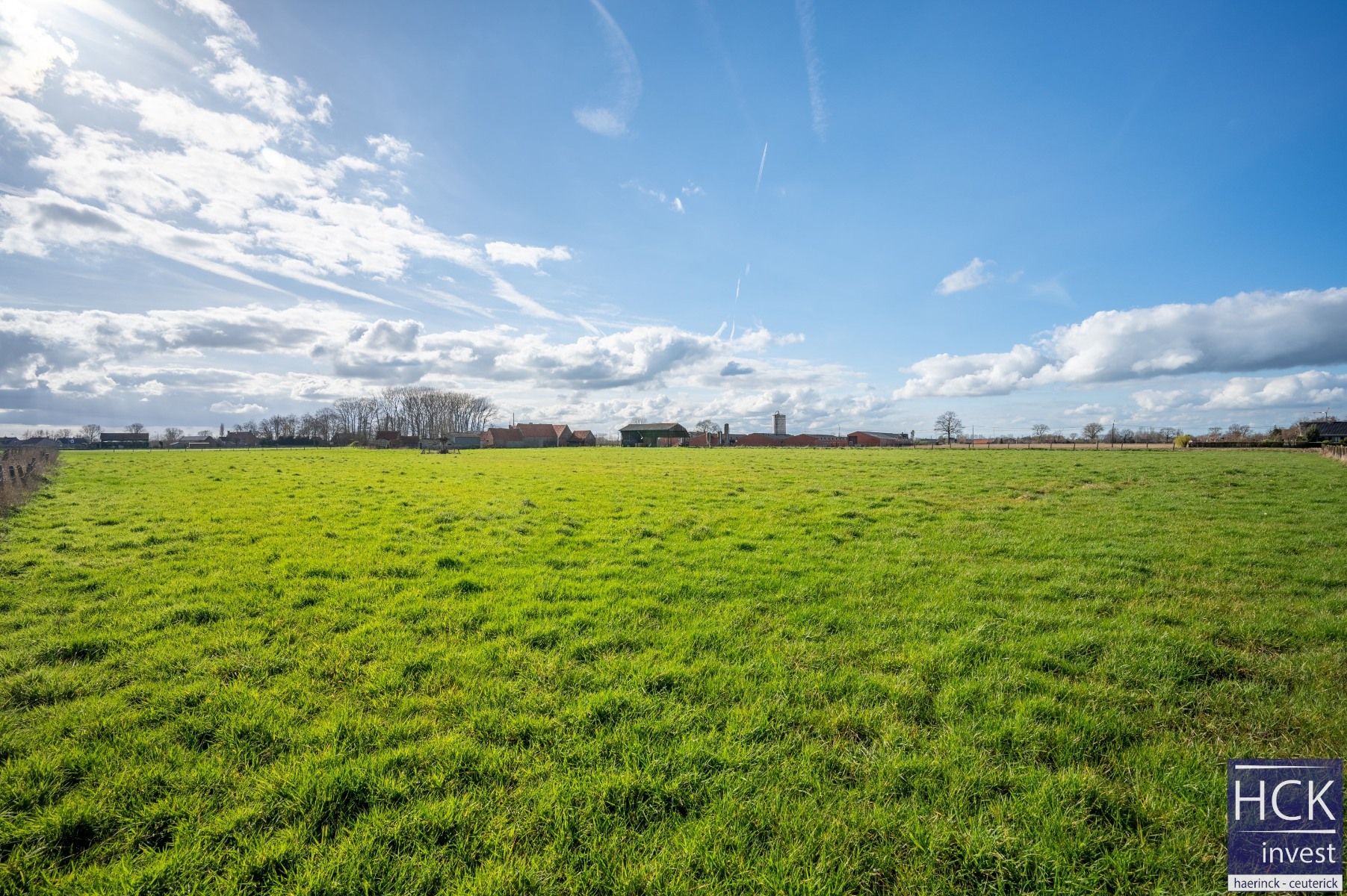 KRUISHOUTEM - Hoeve met woonhuis, landgebouw en hangaar op 2ha 67a foto 15