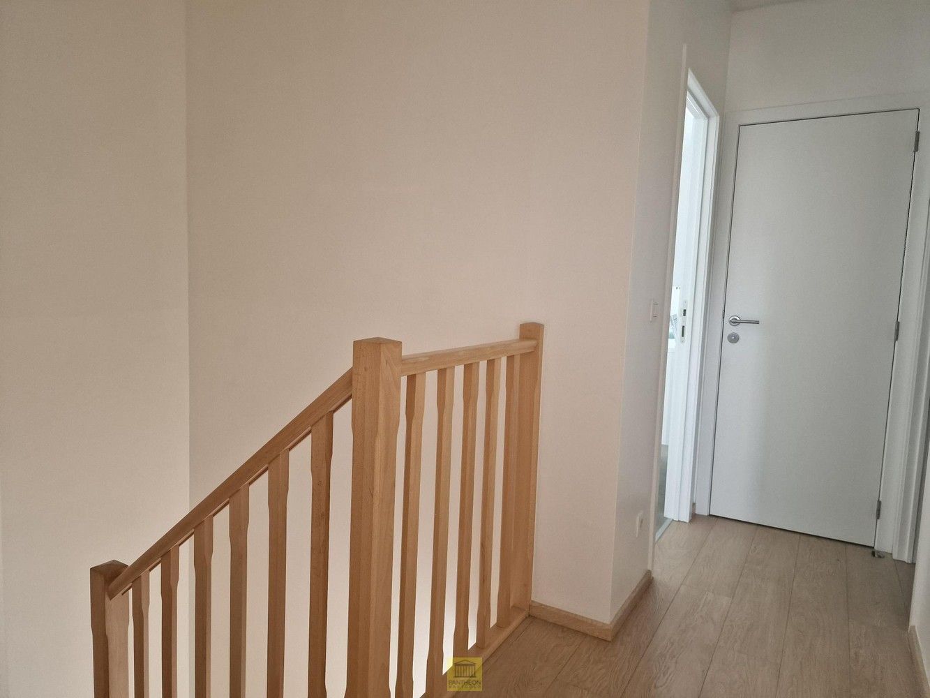 Instapklare woning met terras, autostaanplaats en 3 slaapkamers nabij dorpscentrum Haaltert! foto 14