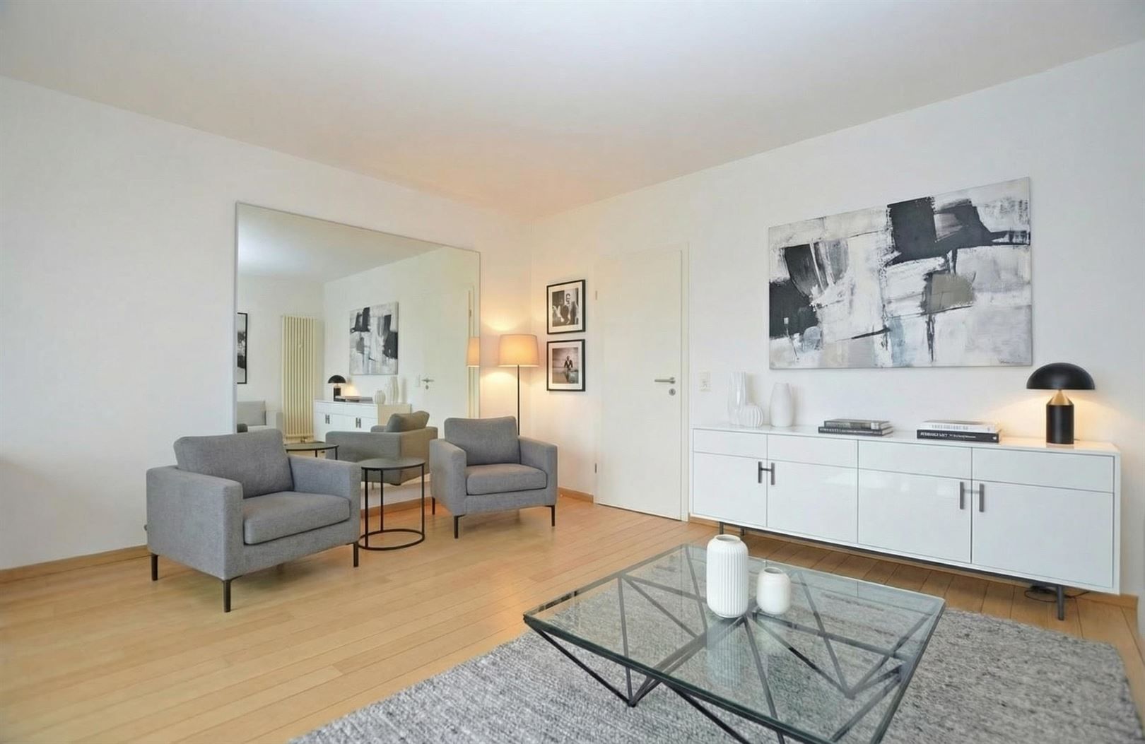 Aangenaam Ruim 3-slaapkamer appartement  foto 6