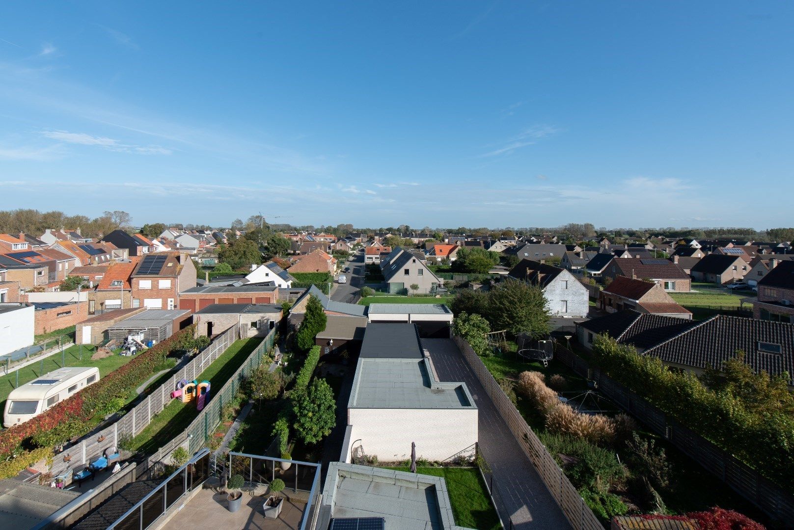 Ruim Duplexappartement met zonnig terras in Lombardsijde foto 18