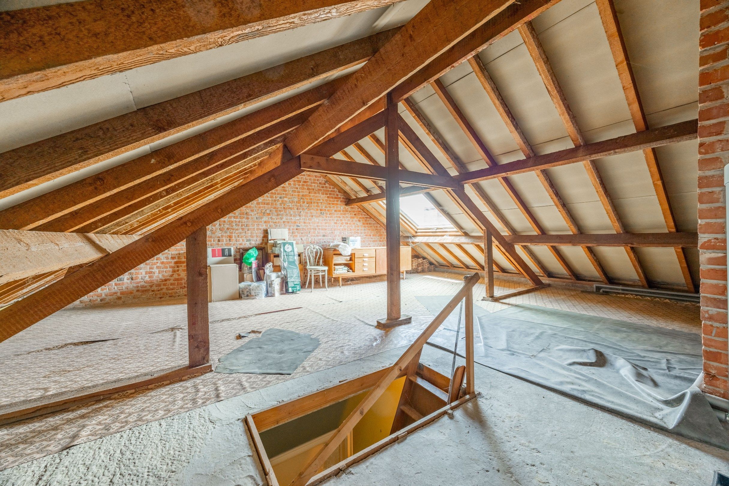 CENTRAAL GELEGEN WONING MET GARAGE foto 18