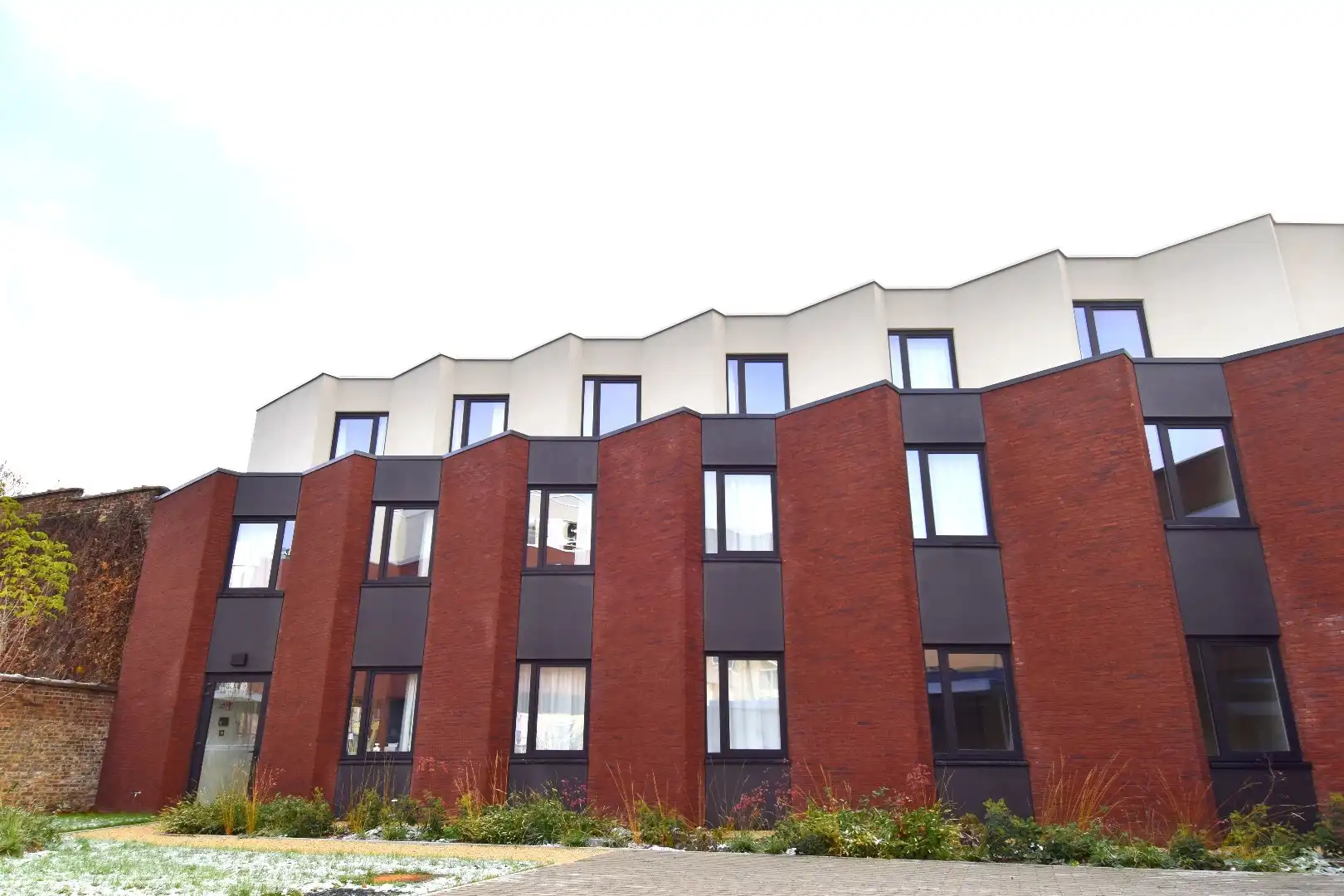 Studentenkamer (25,5 m²) te koop in "Residentie Amand 47" op het Sint-Amandsplein te Kortrijk foto 4