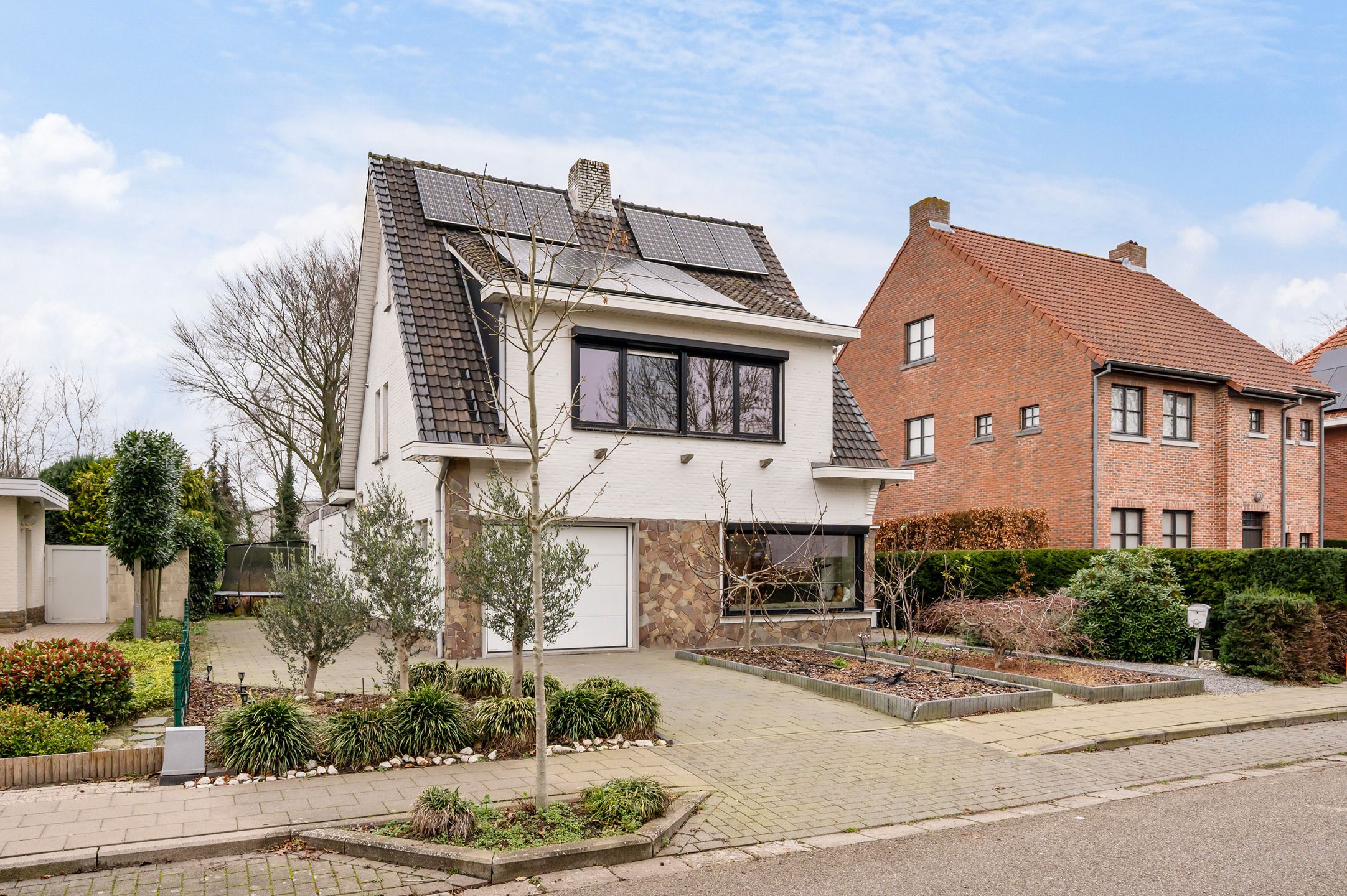 Instapklare vrijstaande woning met 4 slaapkamers,  foto {{pictureIndex}}