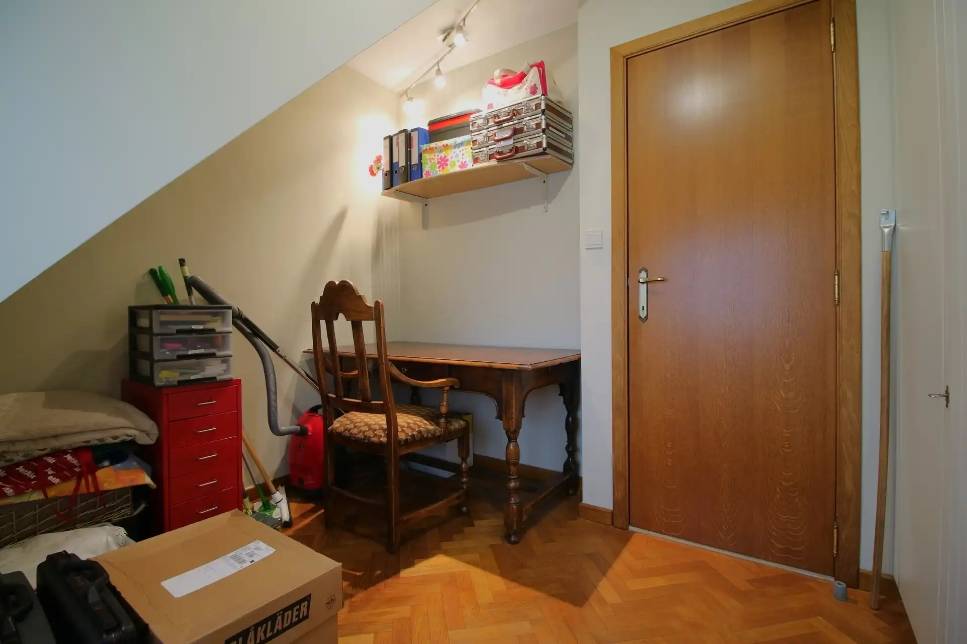 Ruime bel-étagewoning met tuin in rustige omgeving foto 13