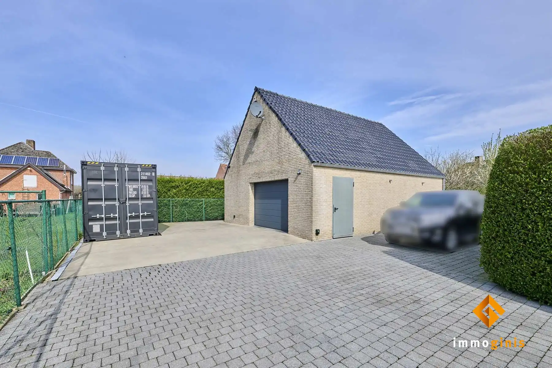 Luxueuze woning met 3 tot 5 slaapkamers en zéér grote, vrijstaande garage op een mooi perceel van 9a60ca. foto 30