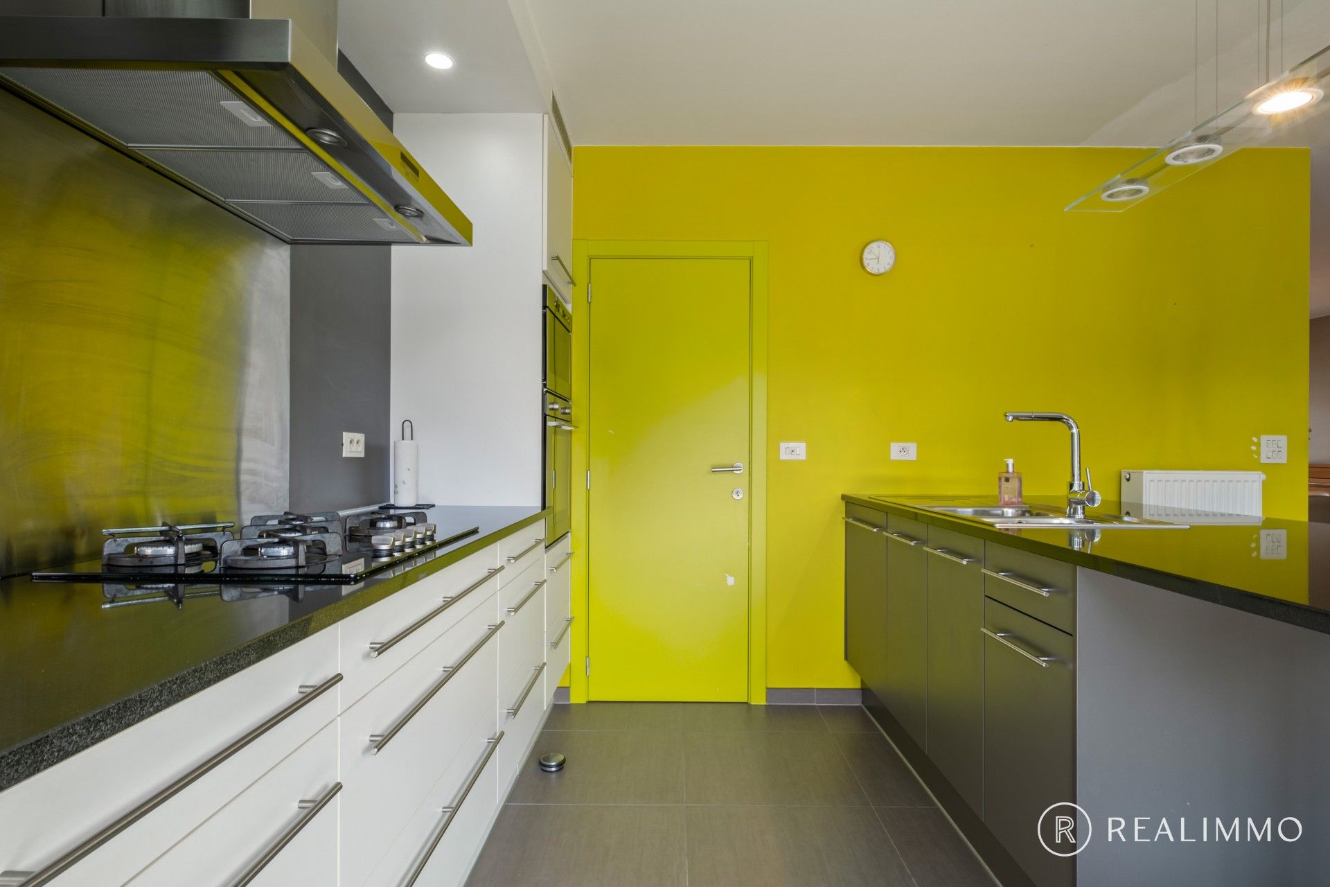 Perfect onderhouden woning in Deerlijk foto 7