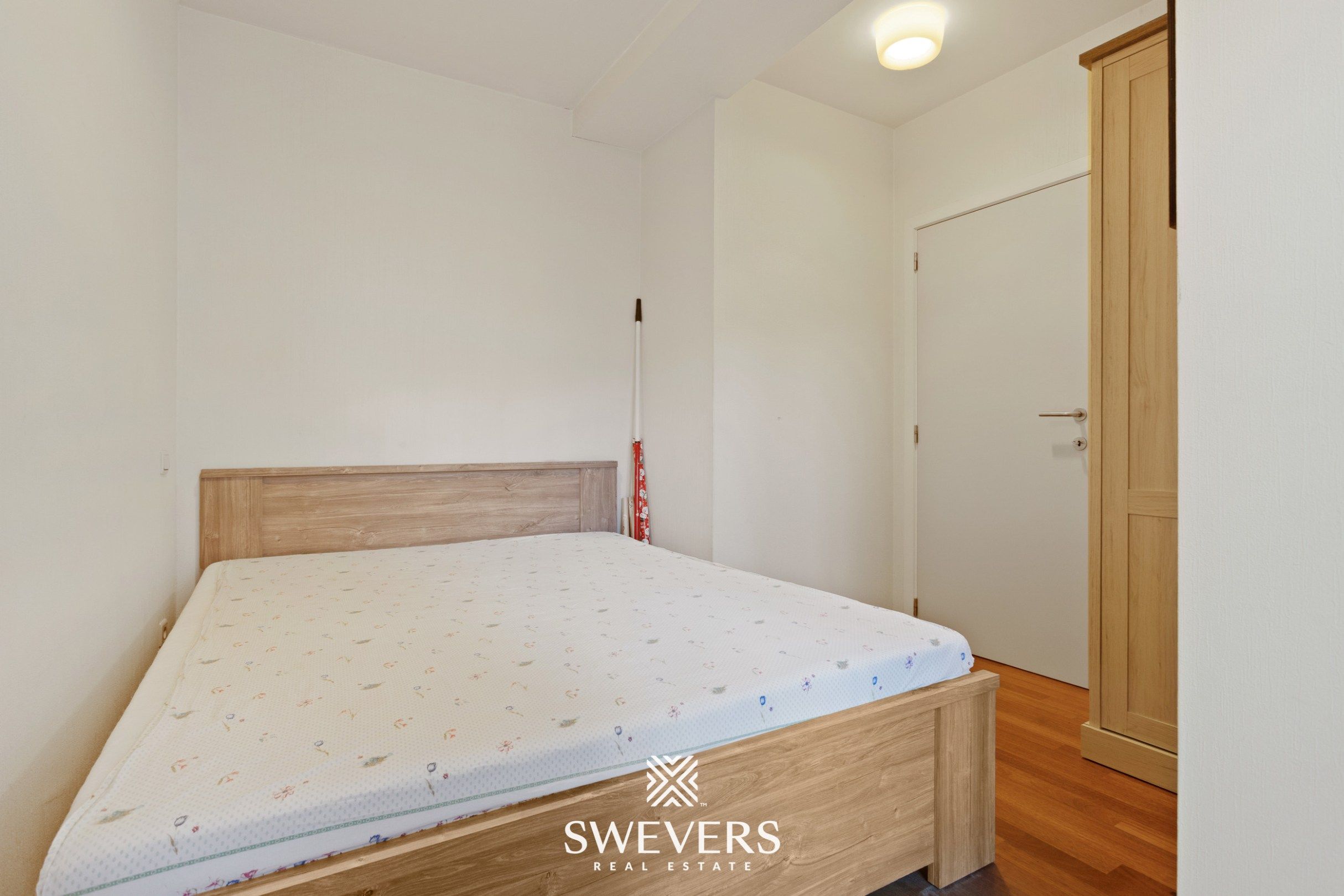 Instapklaar appartement met gezellig terras in hartje Hasselt foto 23
