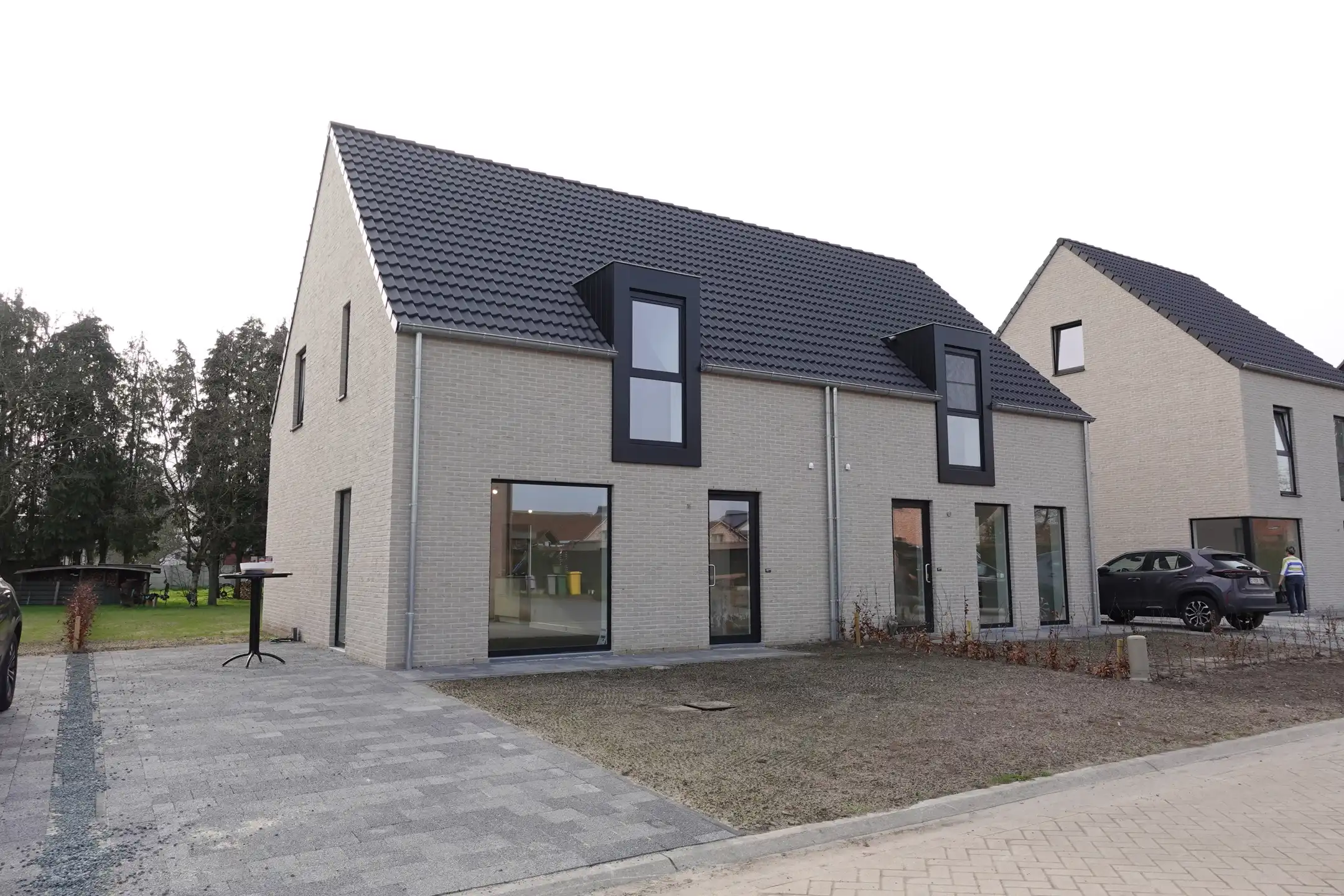 5&nbsp; Energiezuinige woningen (Epeil 10) op gunstige locatie  foto {{pictureIndex}}