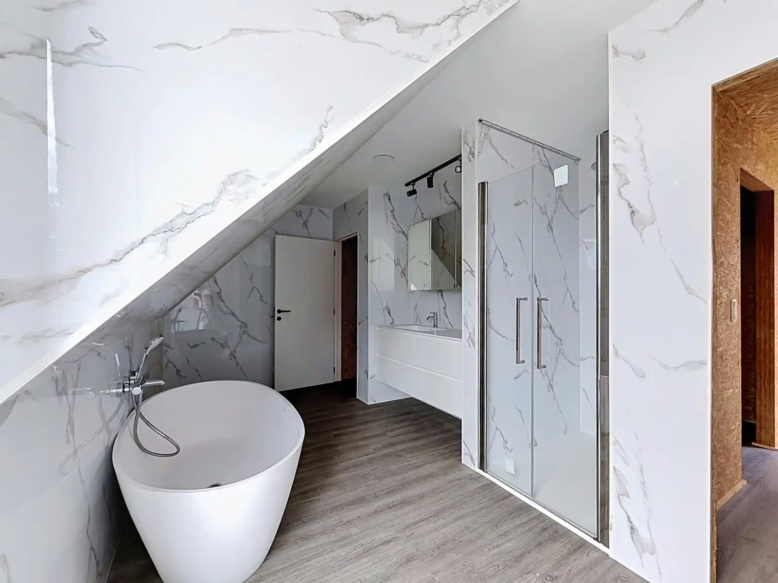 Veelzijdige én energiezuinige nieuwbouwwoning! foto 19