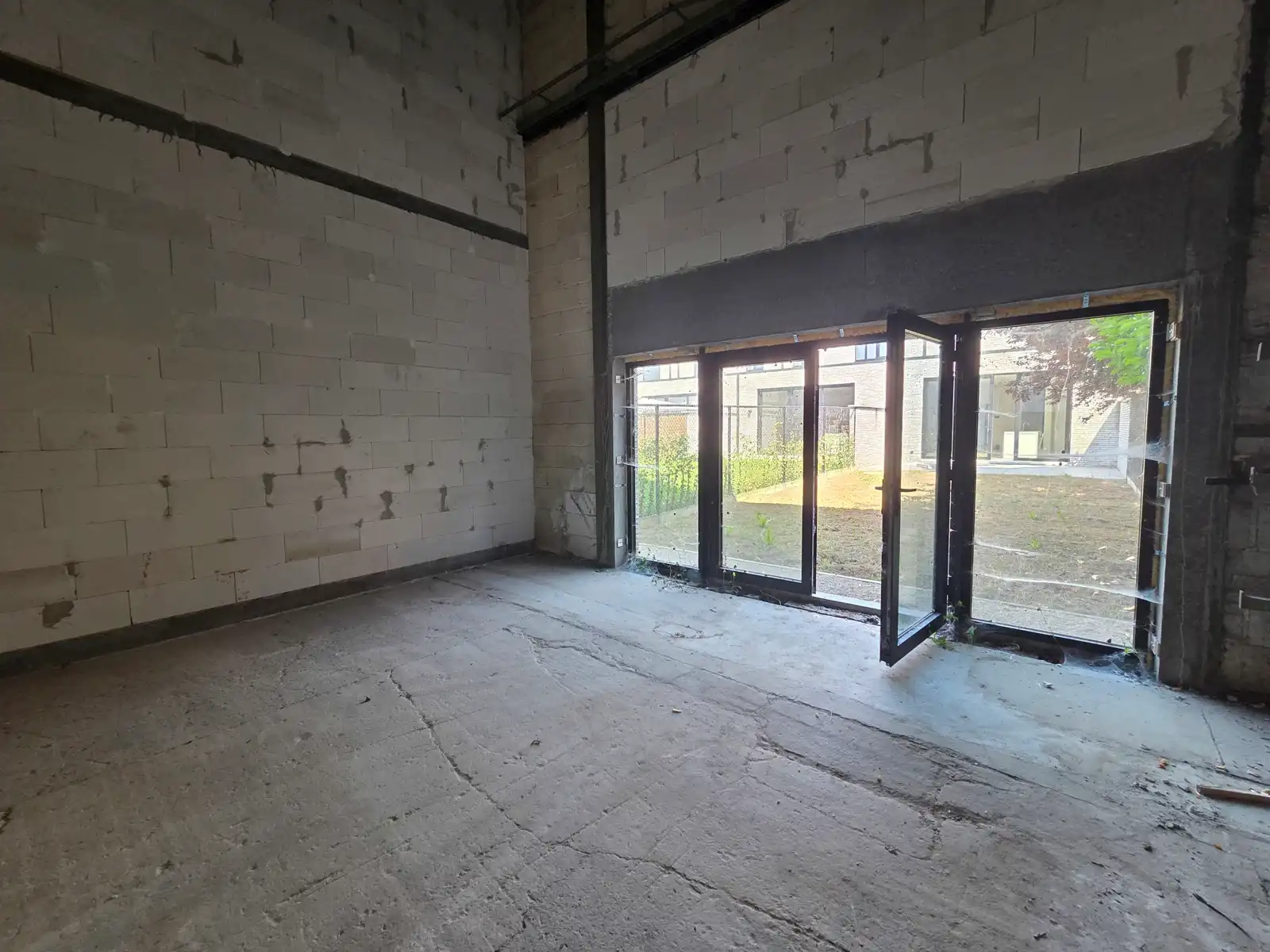 Nieuwbouwwoning met 4 slaapkamers! foto 26