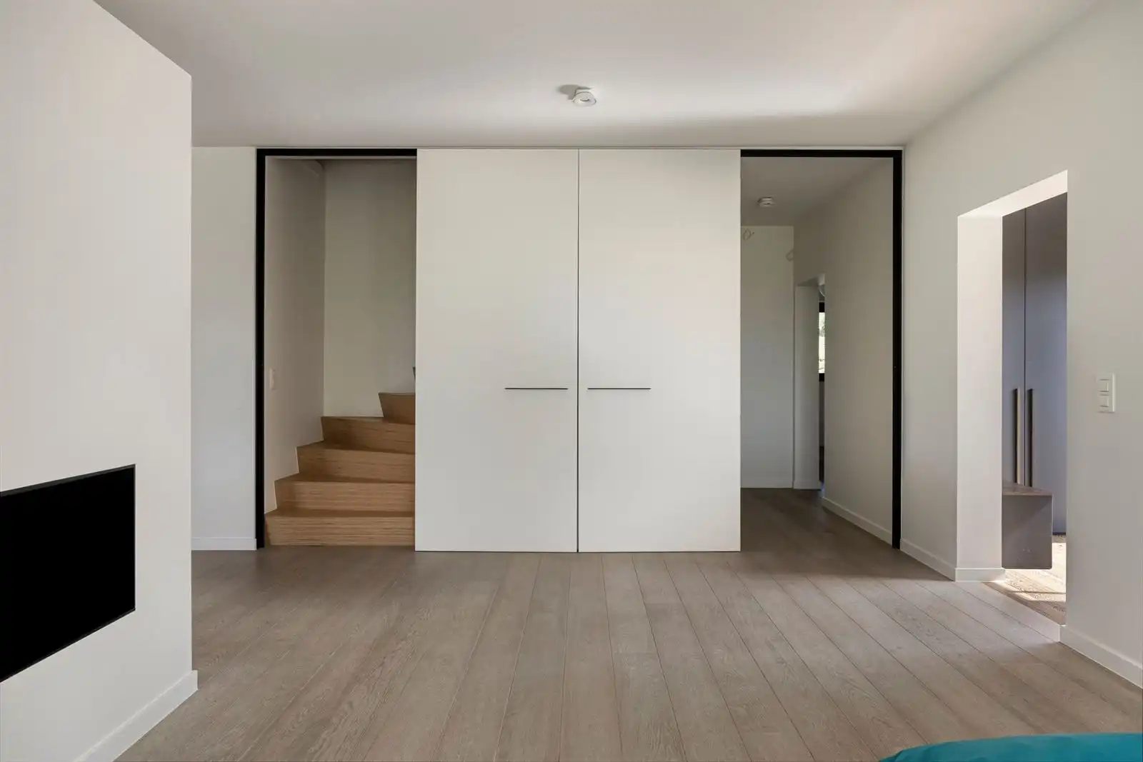 Villa met 4 slaapkamers, tuin met zwemvijver  foto 8