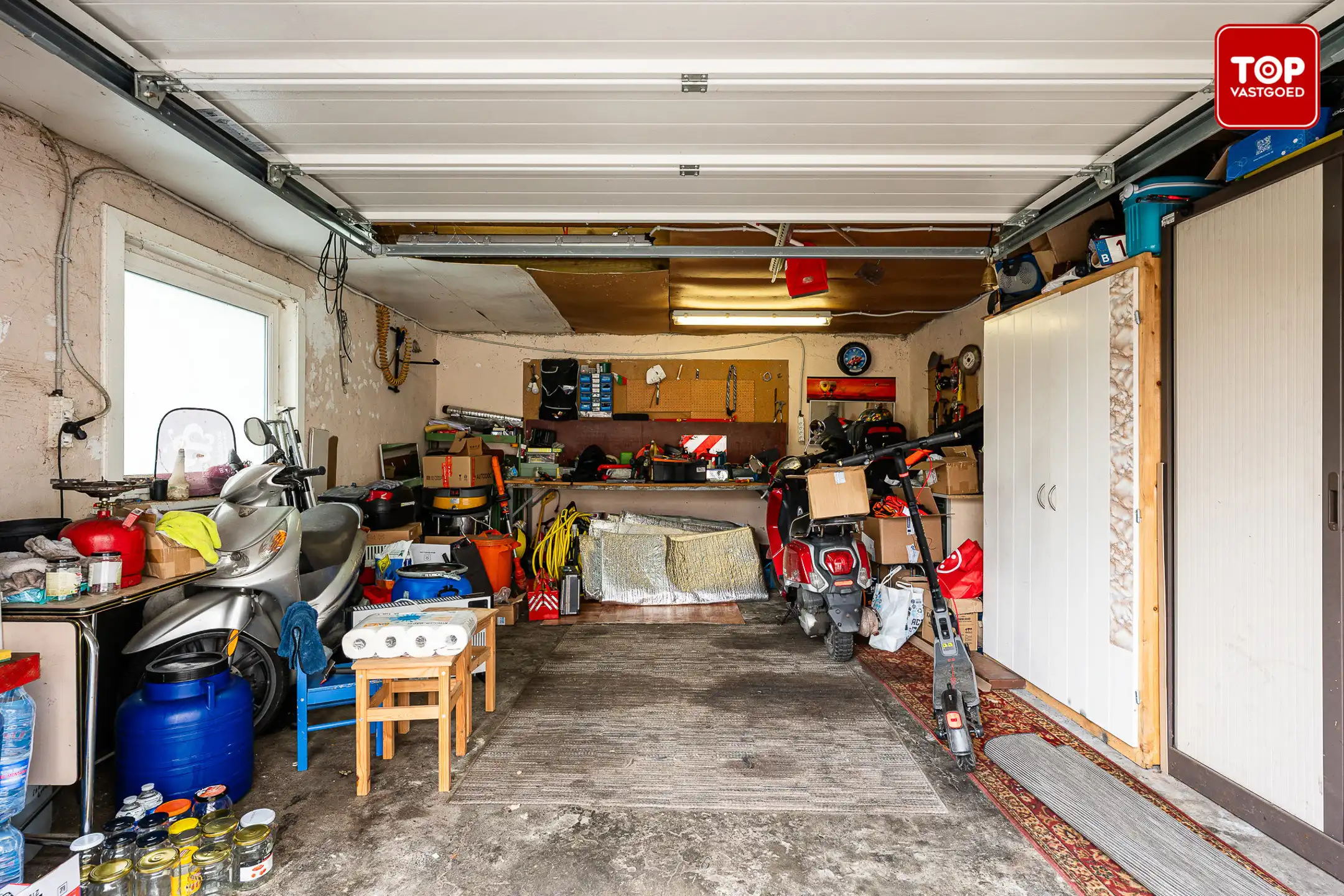 Gelijkvloers 2-slaapkamer appartemen met garage.  foto 23