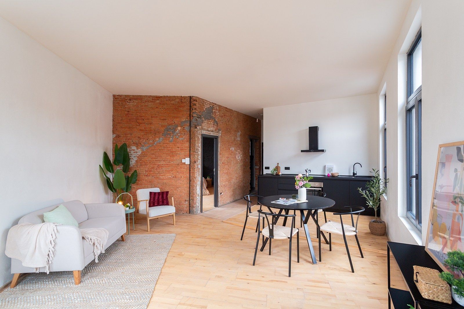 Instapklaar appartement op een zuchtje van Park Spoor Noord foto 2