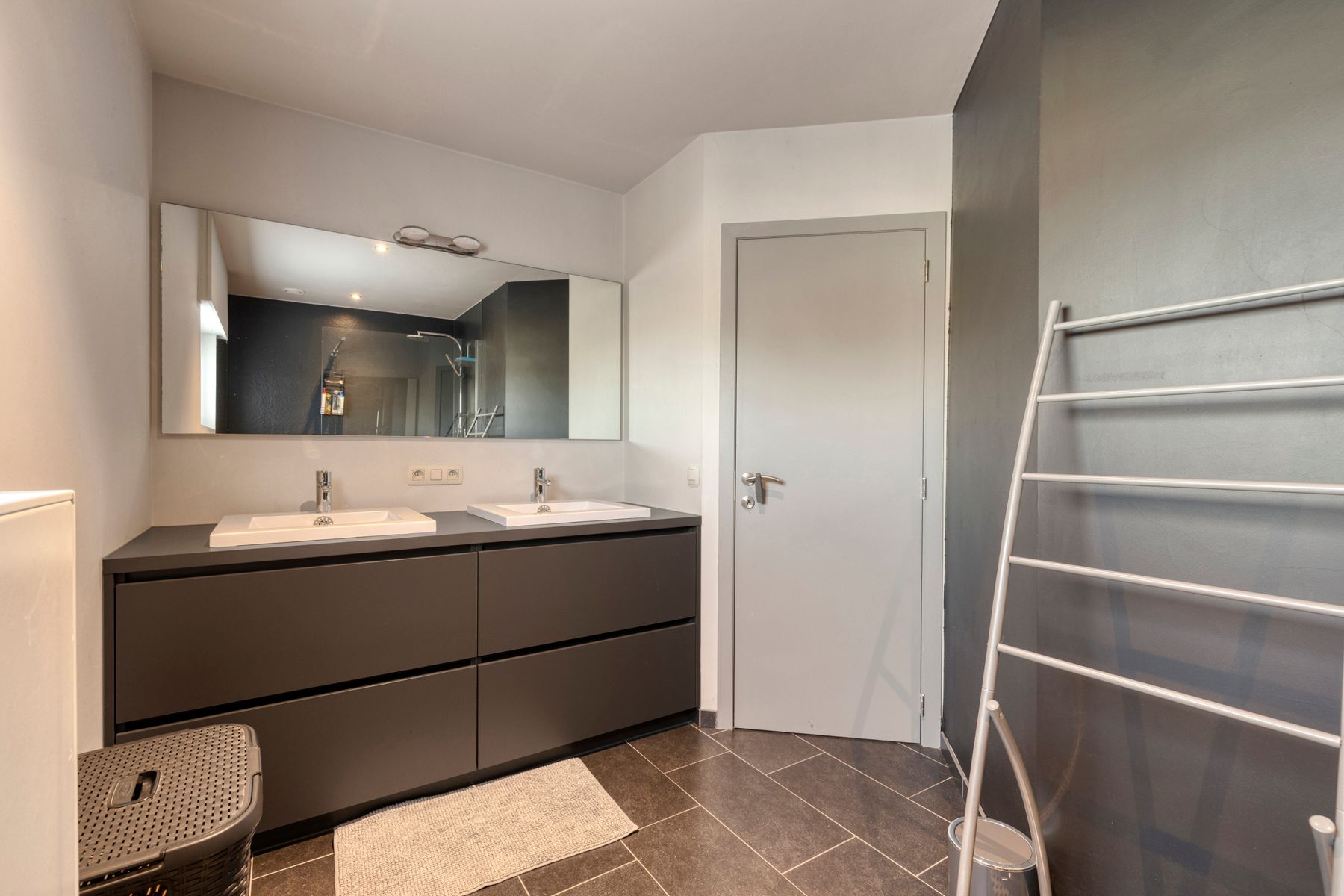 Halfopen bebouwing te koop in Liedekerke – instapklaar, energiezuinig en centraal gelegen! foto 17