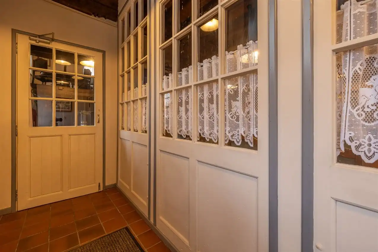 Uniek gebouw met historische waarde en karakter foto 17