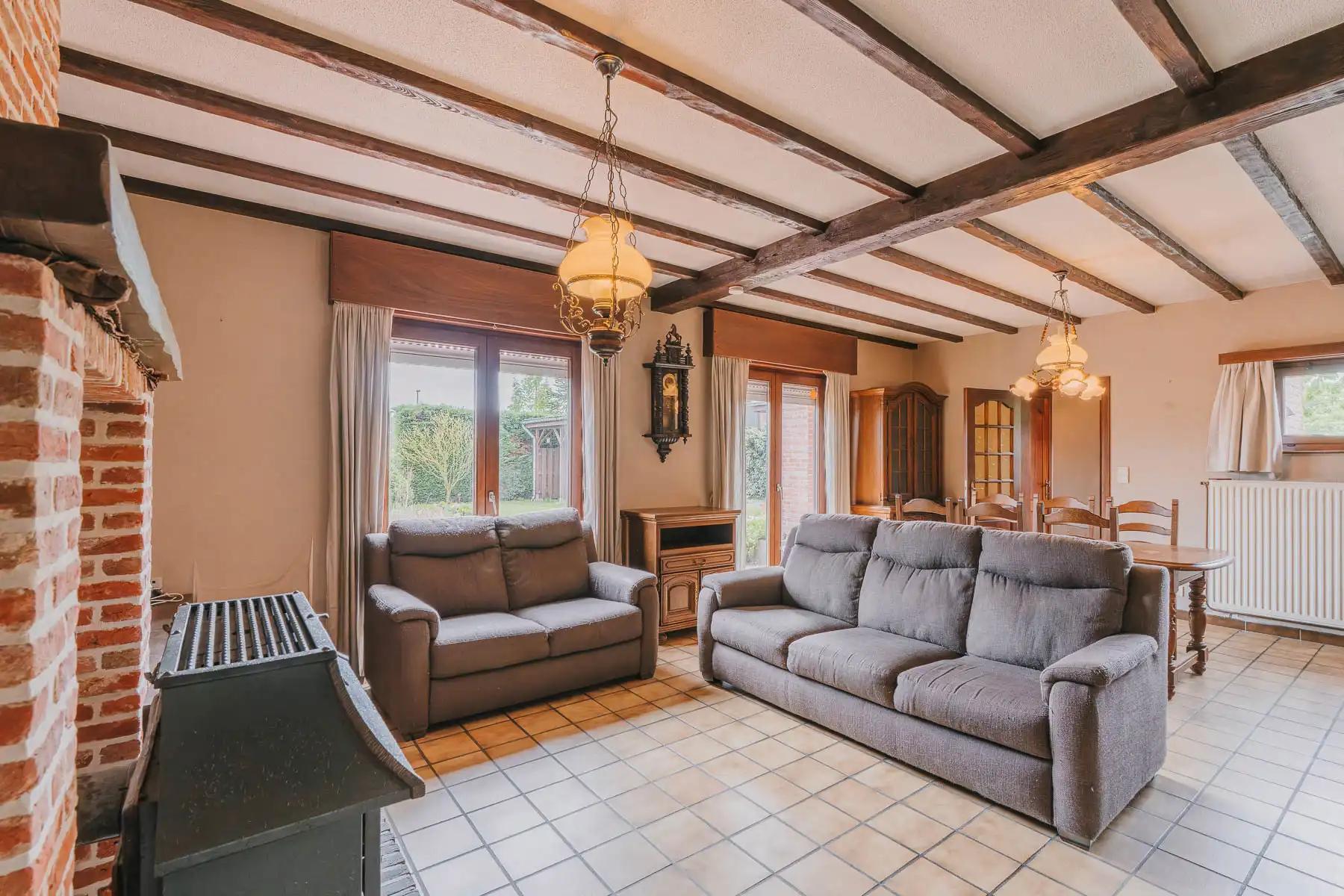 Gezellige, te renoveren woning met leuke tuin op toplocatie  foto 12