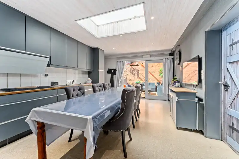 Centrum Kachtem - Woning met 5 slaapkamers en handelsruimte foto 5