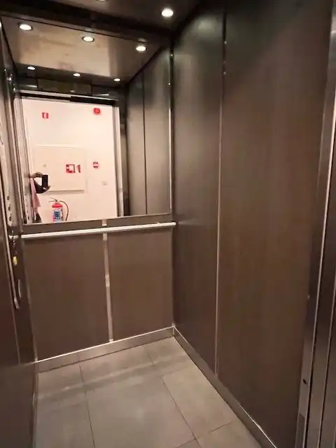 Zeer recent 2 slaapkamer appartement met open zicht /79 m2groot foto 18