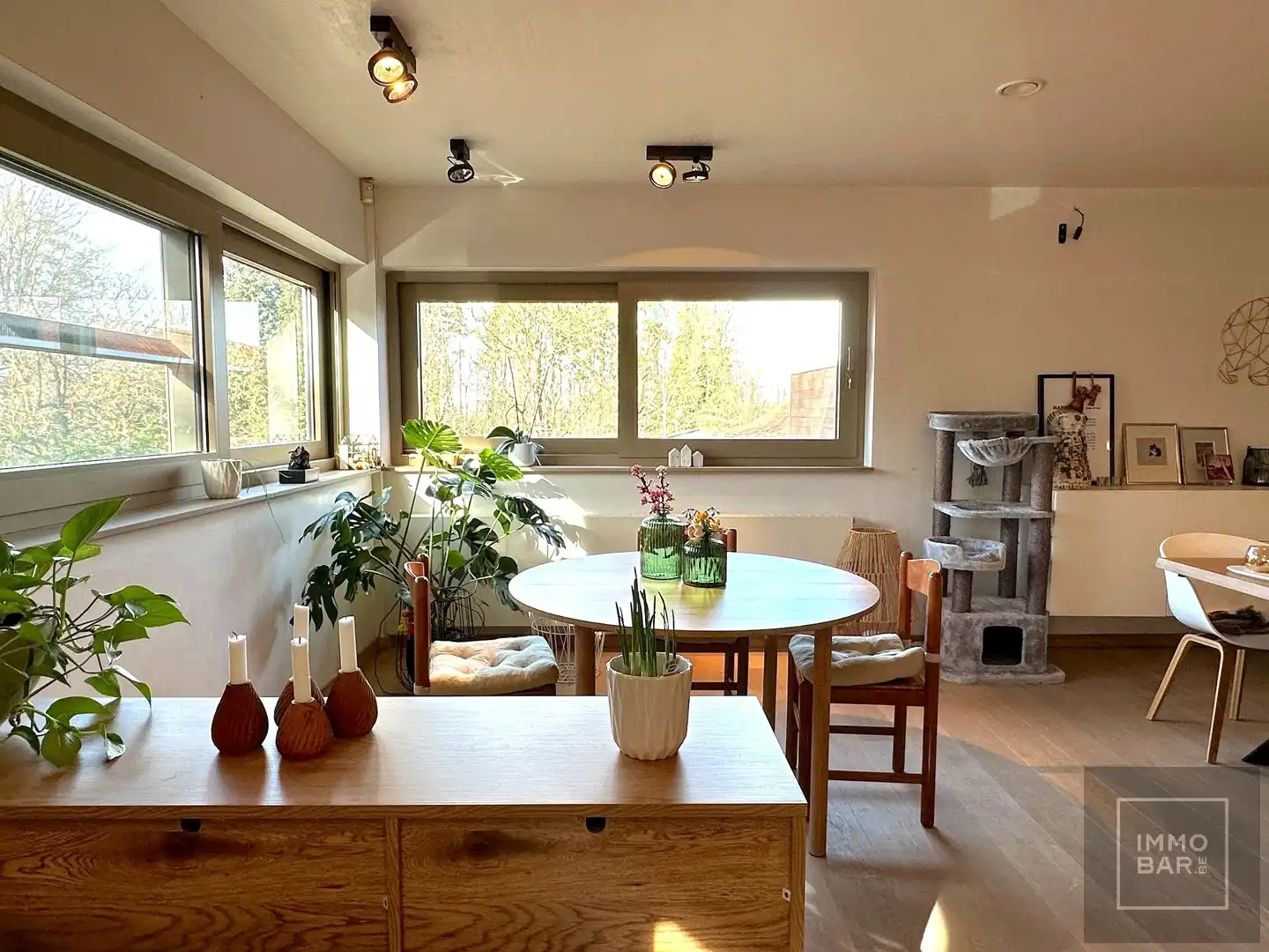 Veelzijdig handelspand met woonst en uitstekende bereikbaarheid foto 21