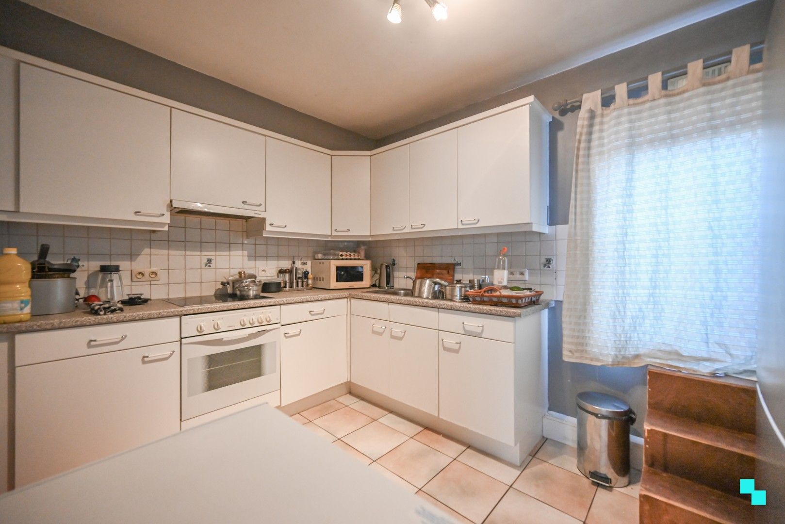 Woning met handelsruimte foto 5