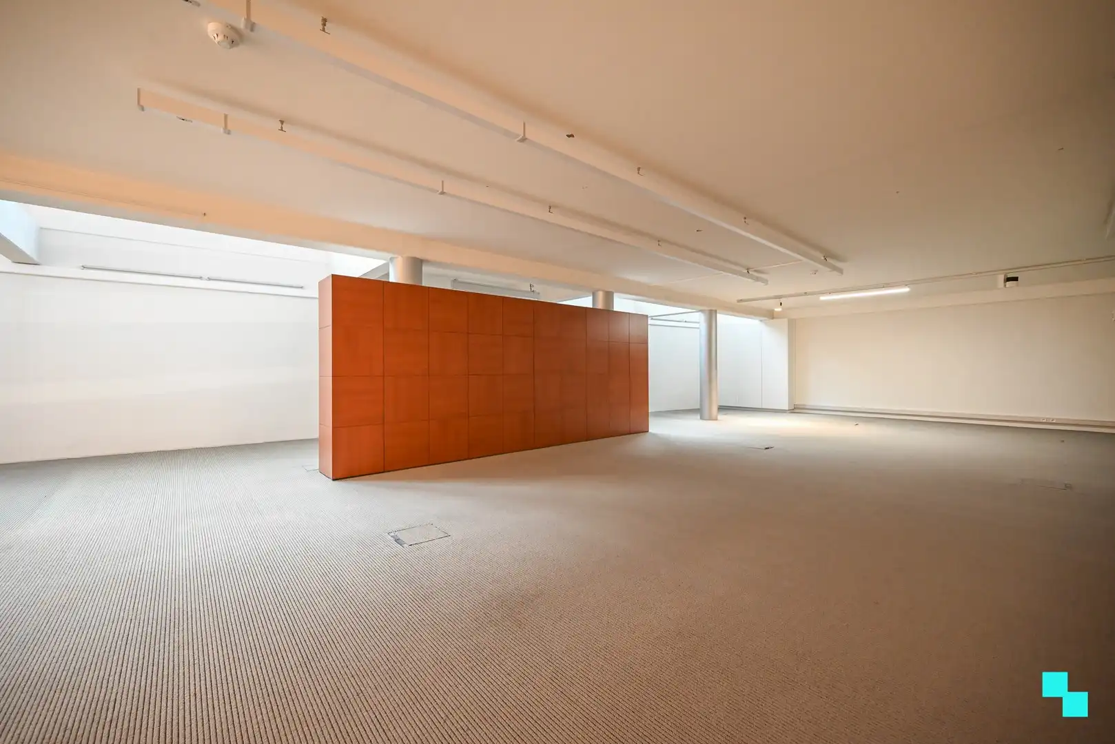 Commercieel gebouw van ca. 206 m² in het centrum van Izegem foto 14