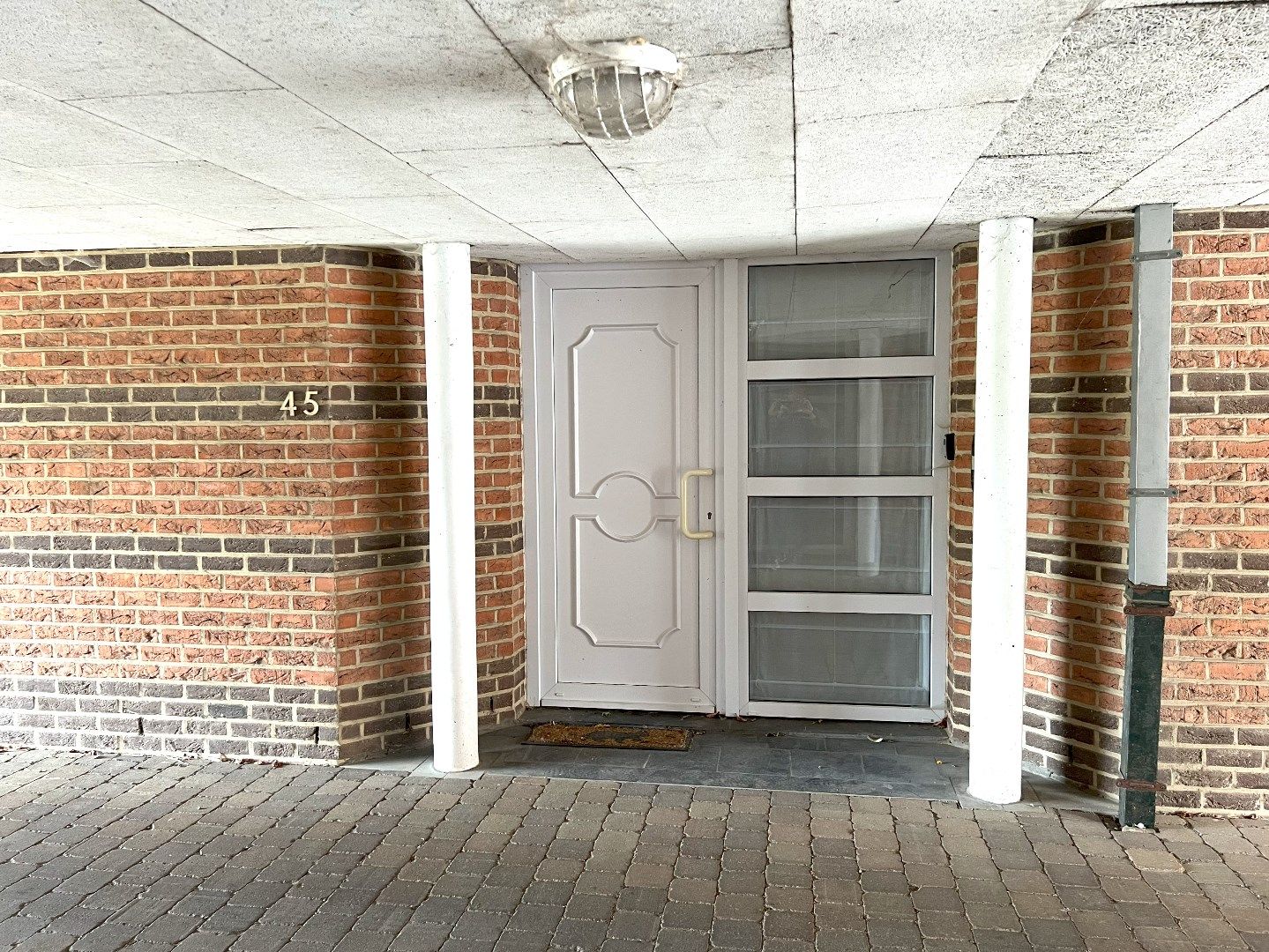 STADSWONING te huur te Diest : 2 slpks, terras en garage foto 2