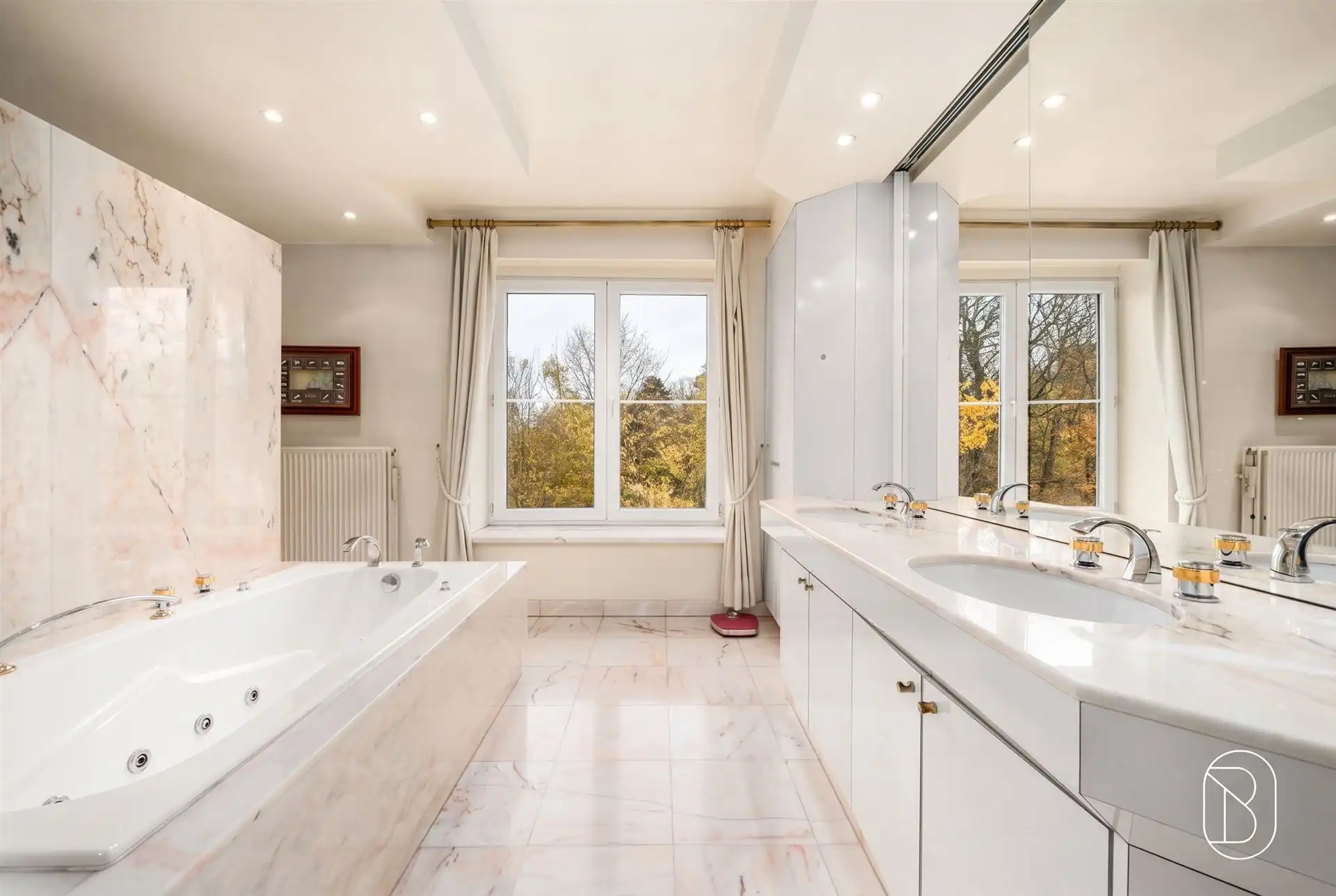 Uniek en luxueuze penthouse met PRACHTIG uitzicht! foto 23